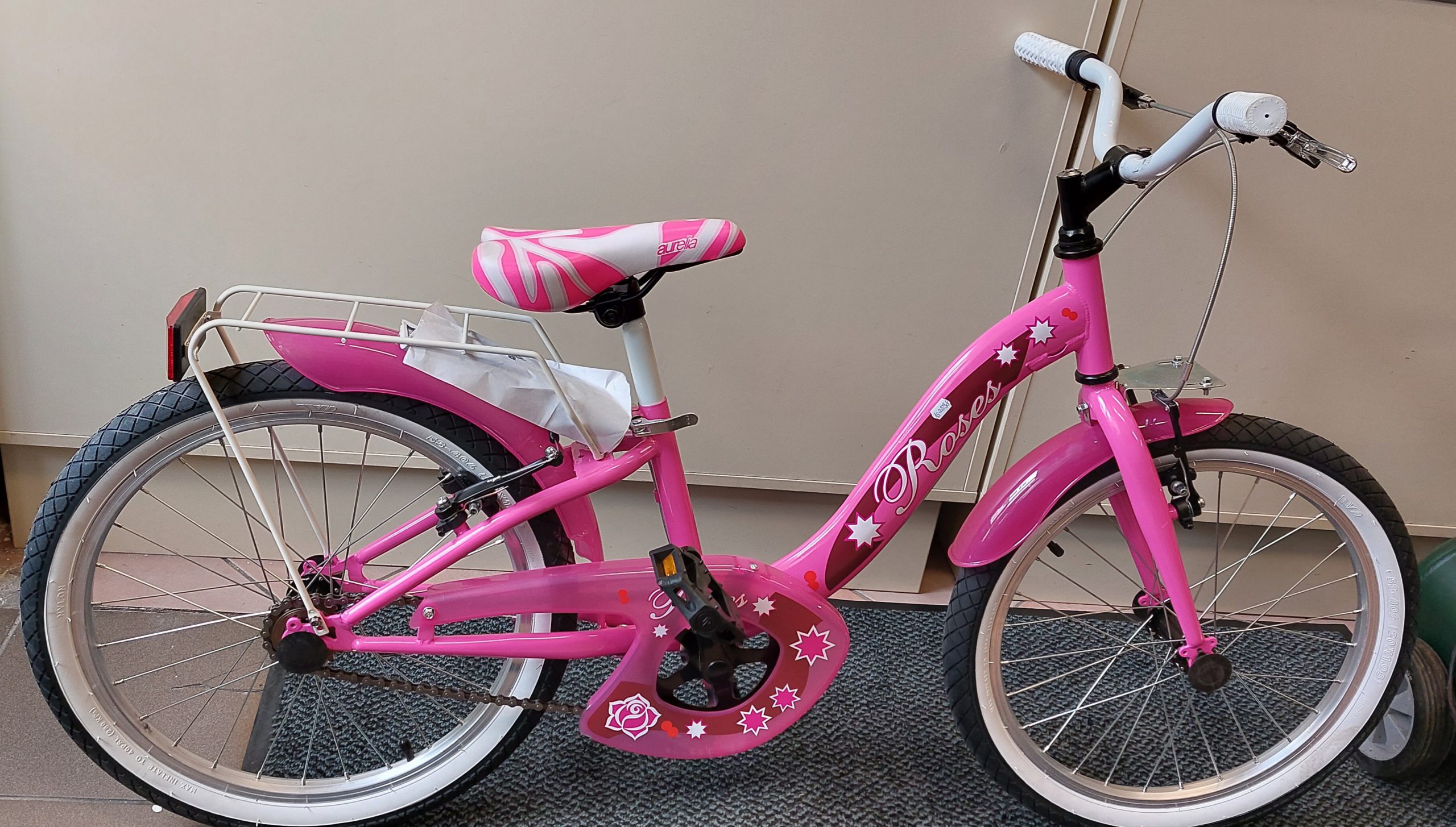 SCH ROSES rózsaszín gyerek kerékpár 20", kiemelt kép