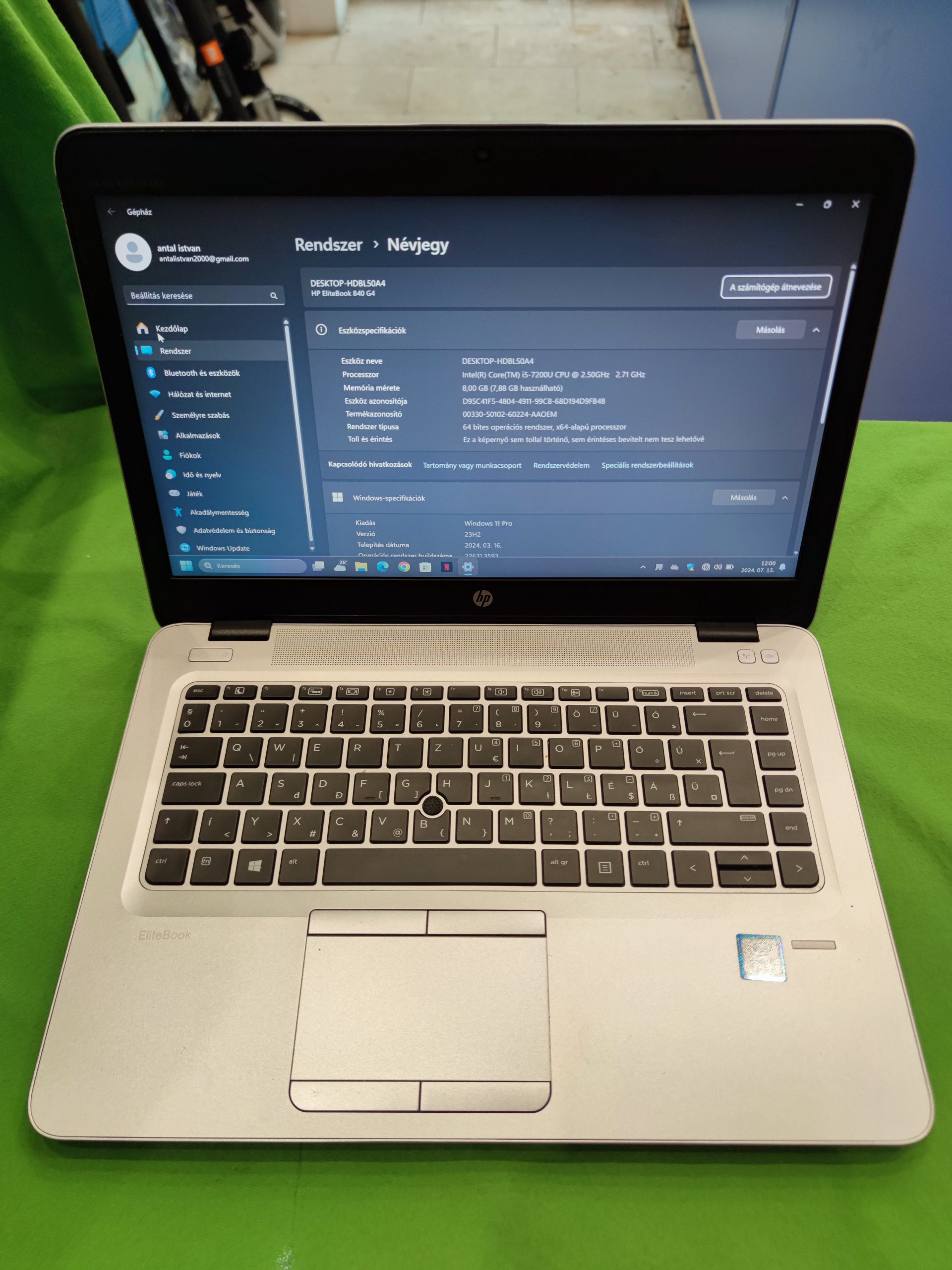 HP EliteBook 840 G4 I5/8GB/256GB/14" notebook, kiemelt kép