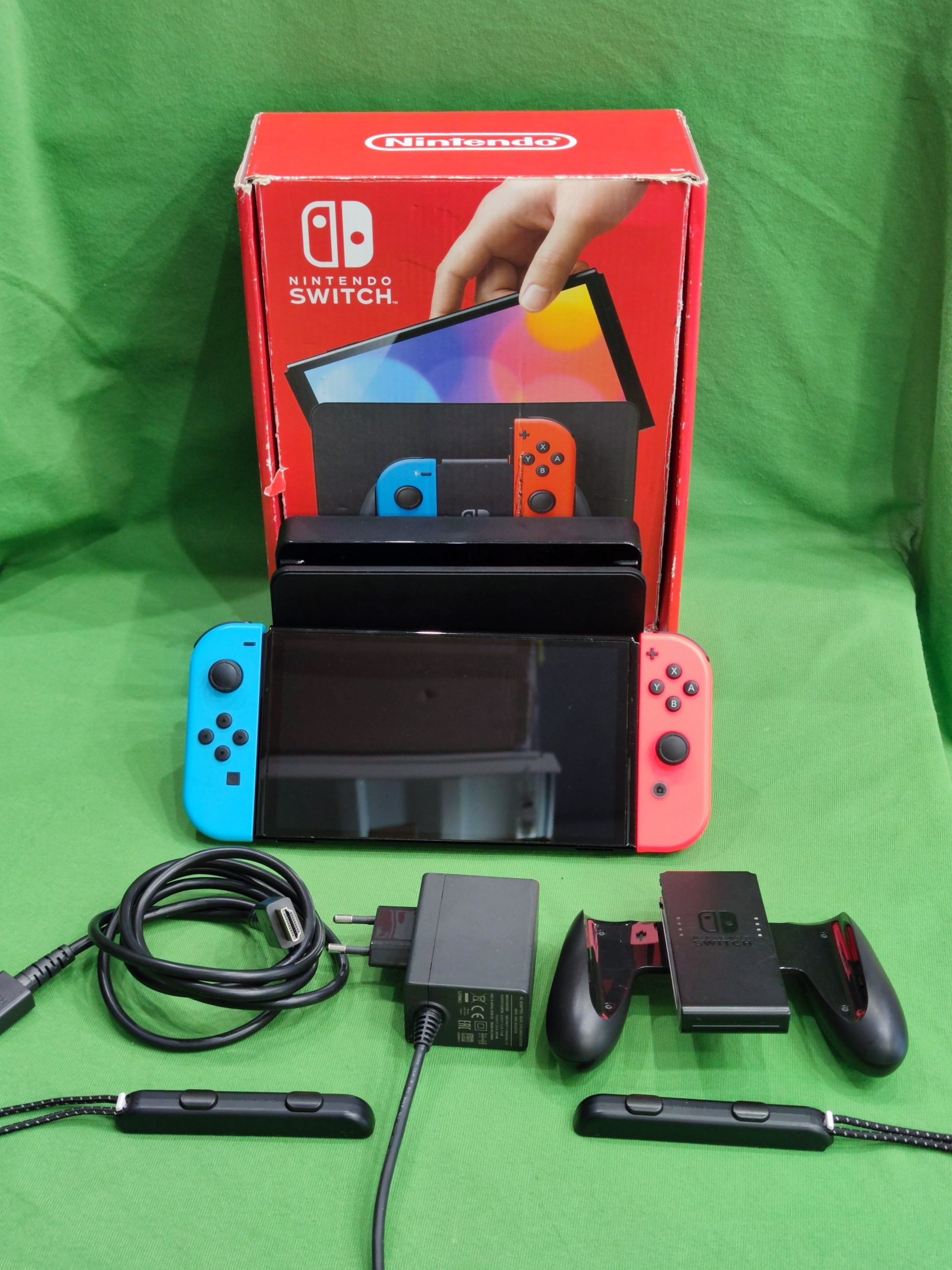 Nintendo Switch OLED Model Játékkonzol, kiemelt kép