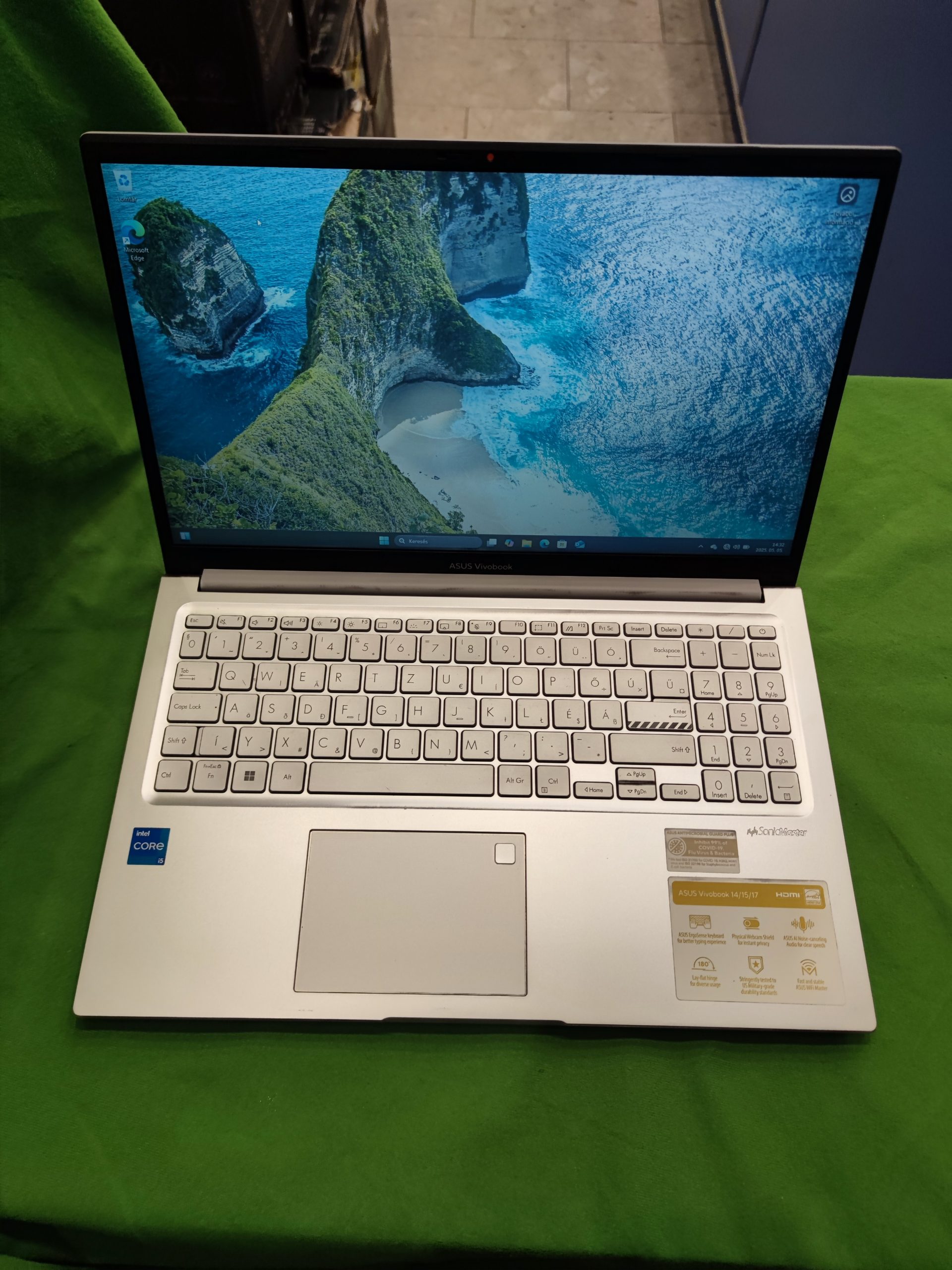 Asus Vivobook X1504ZA-NJ437W Notebook, kiemelt kép