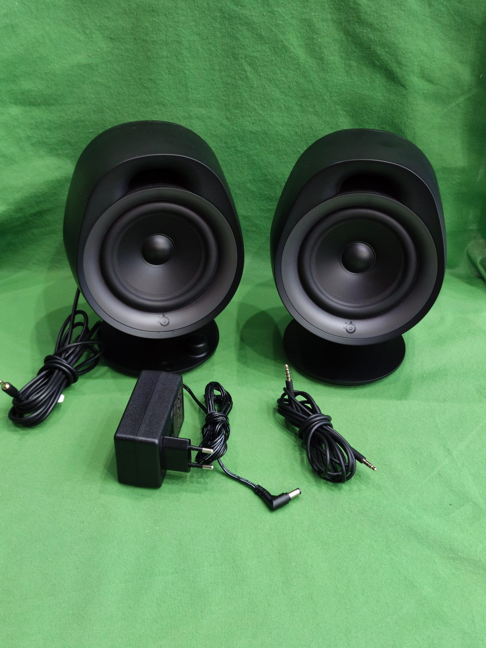 SteelSeries Arena 3 2.0 asztali PC hangszóró (Bluetooth + AUX), kiemelt kép