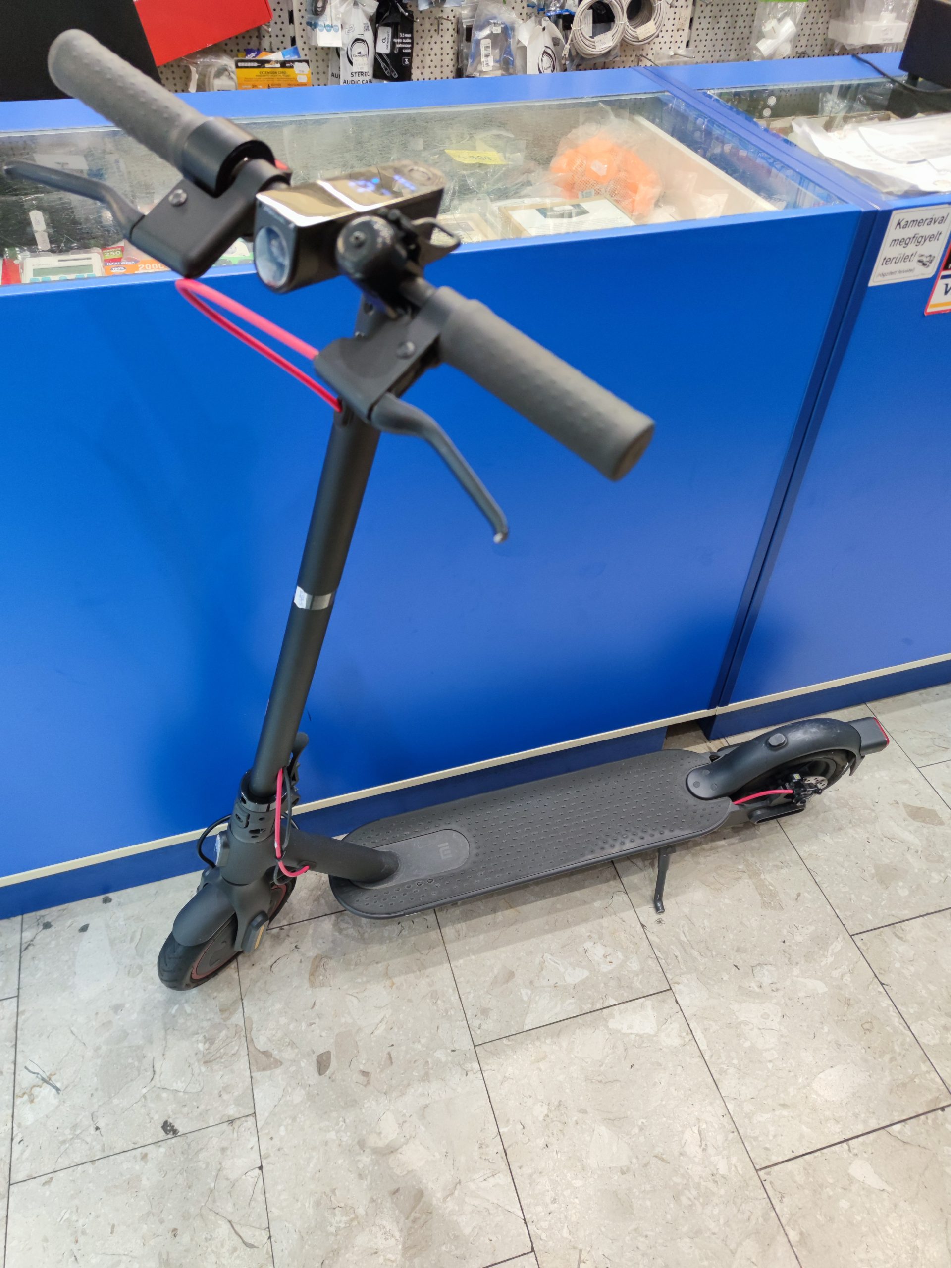 Xiaomi Mi Pro 2 Elektromos Roller dobozában!  1765 km-t futott!, kiemelt kép