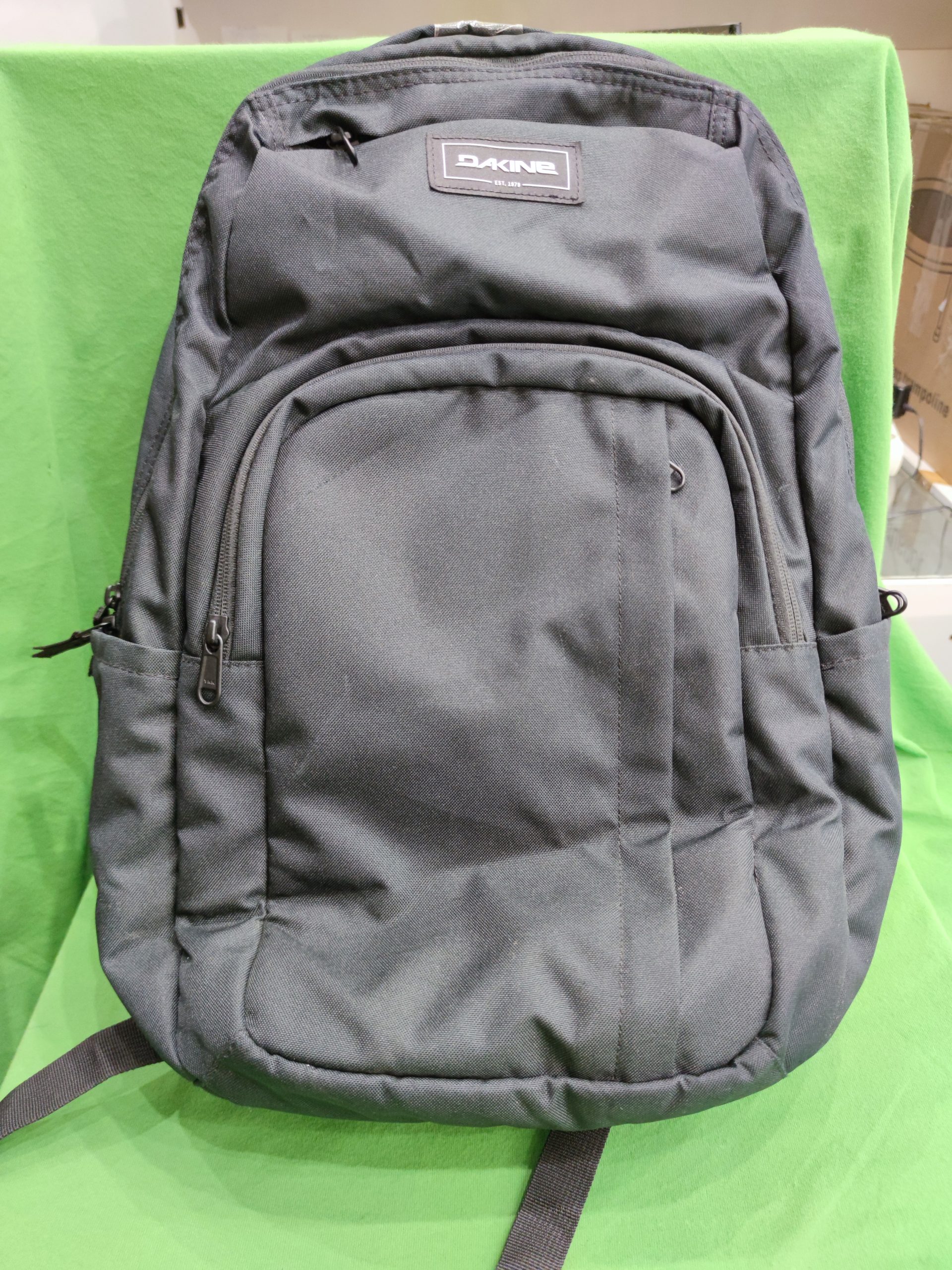 Dakine Campus L 33 l, fekete hátizsák, kiemelt kép
