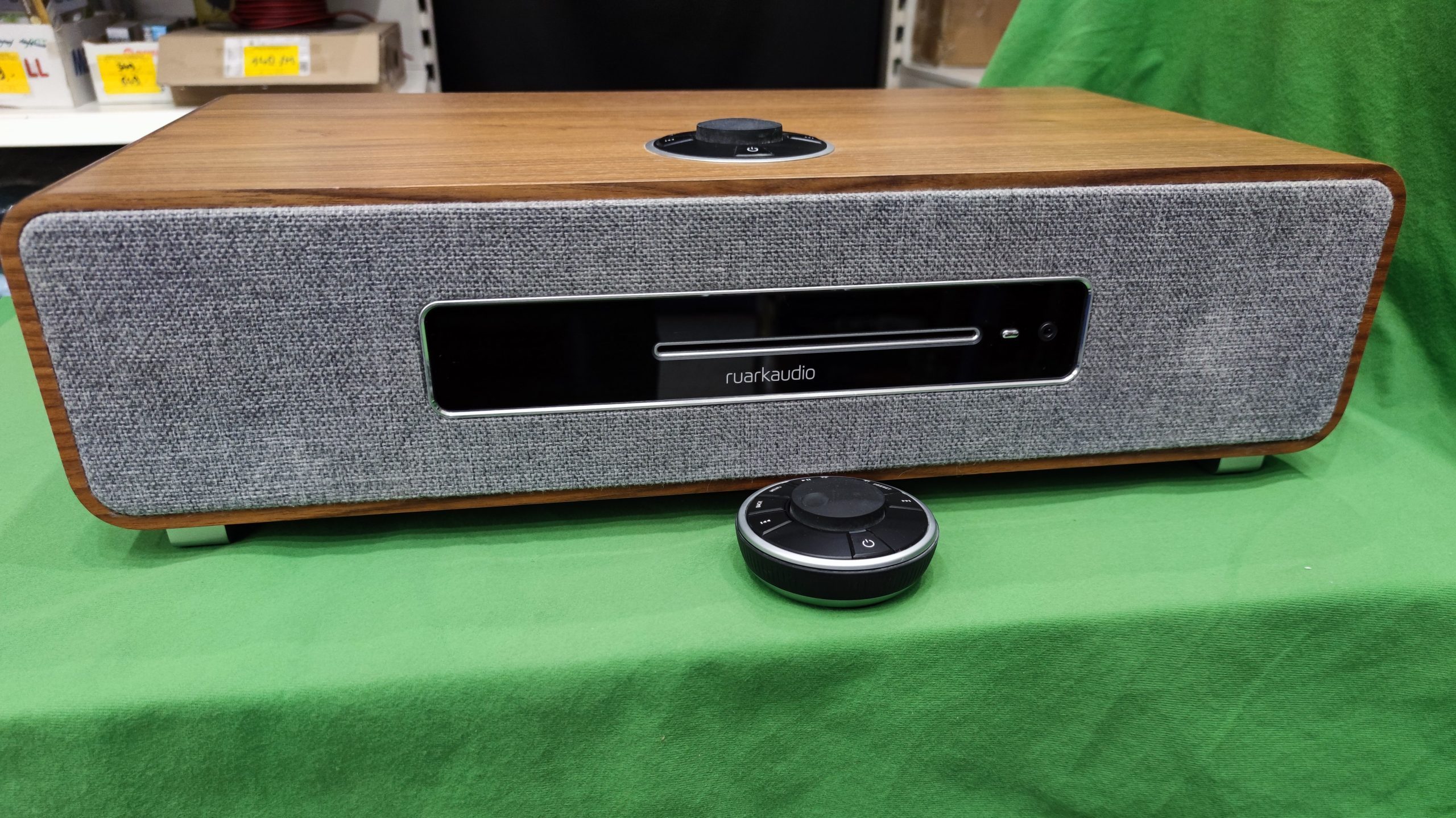 Ruark R5 High-Fidelity All-In-One zenelejátszó rendszer, kiemelt kép