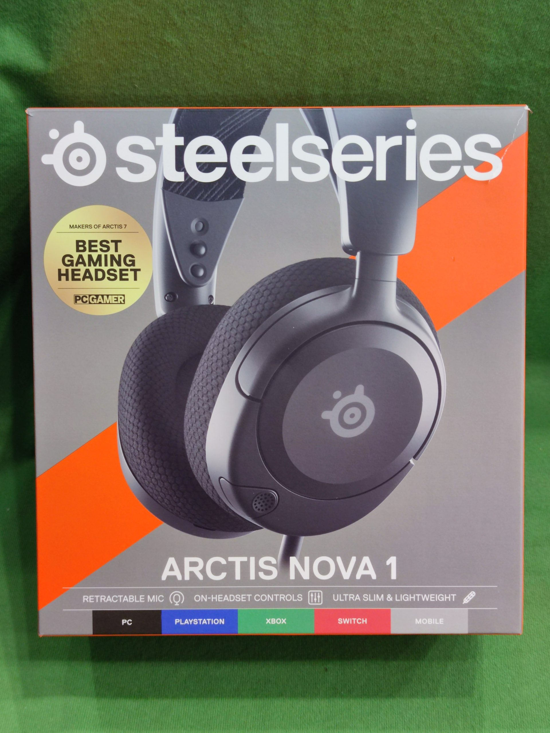 SteelSeries Arctis Nova 1 gamer fejhallgató, kiemelt kép