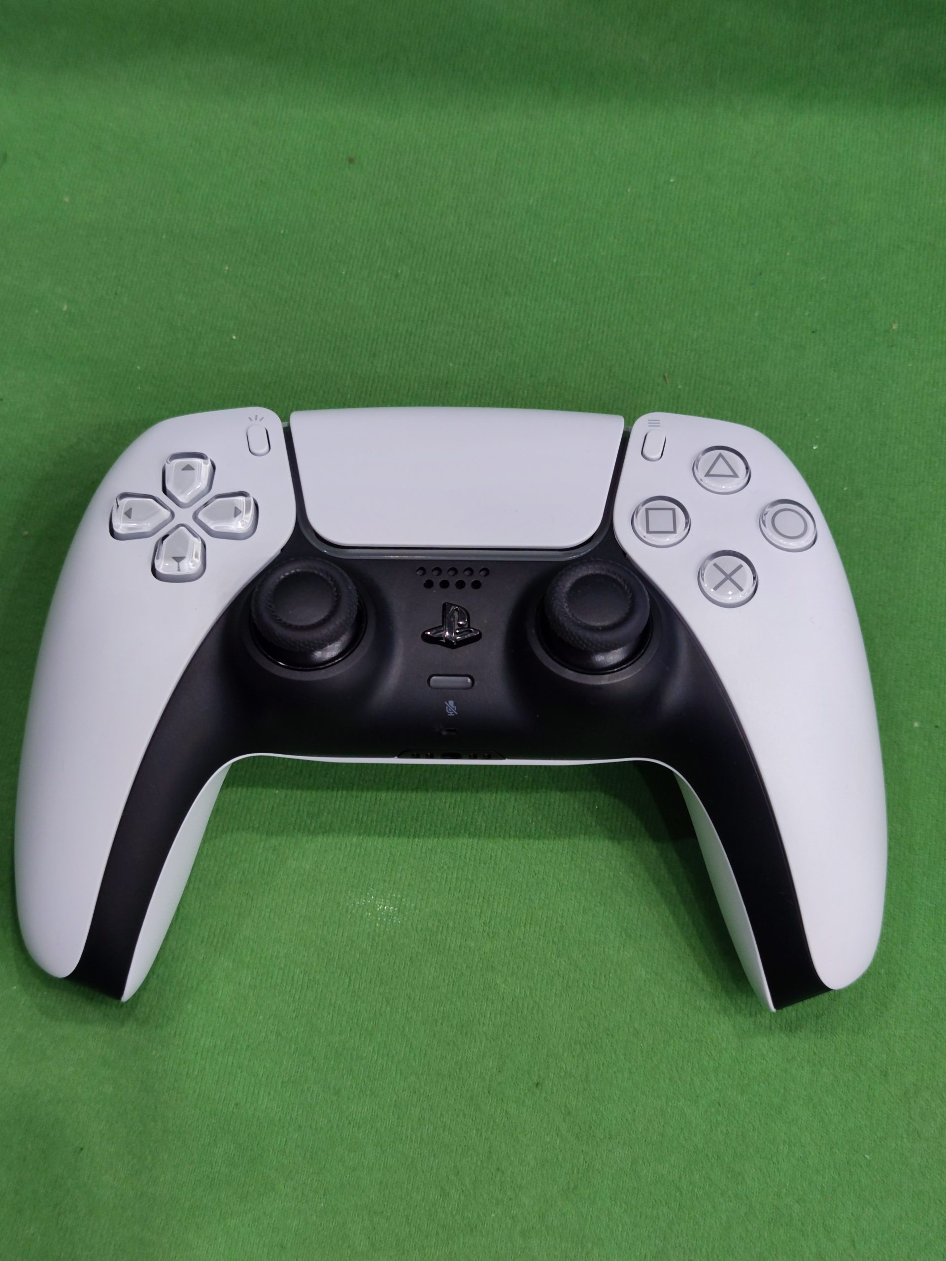 Sony PlayStation 5 DualSense (CFI-ZCT1W) Vezeték Nélküli Kontroller, Fehér, kiemelt kép