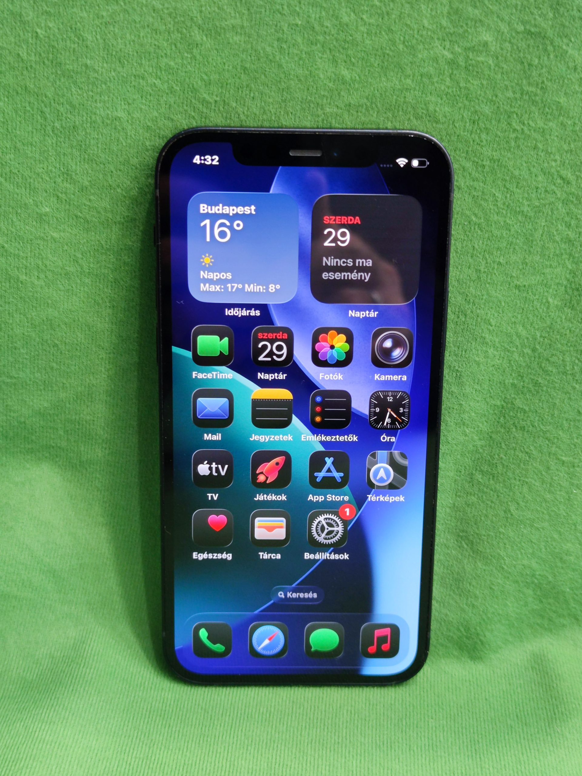 iPhone 12 64GB  telefon 70-es függő, kiemelt kép