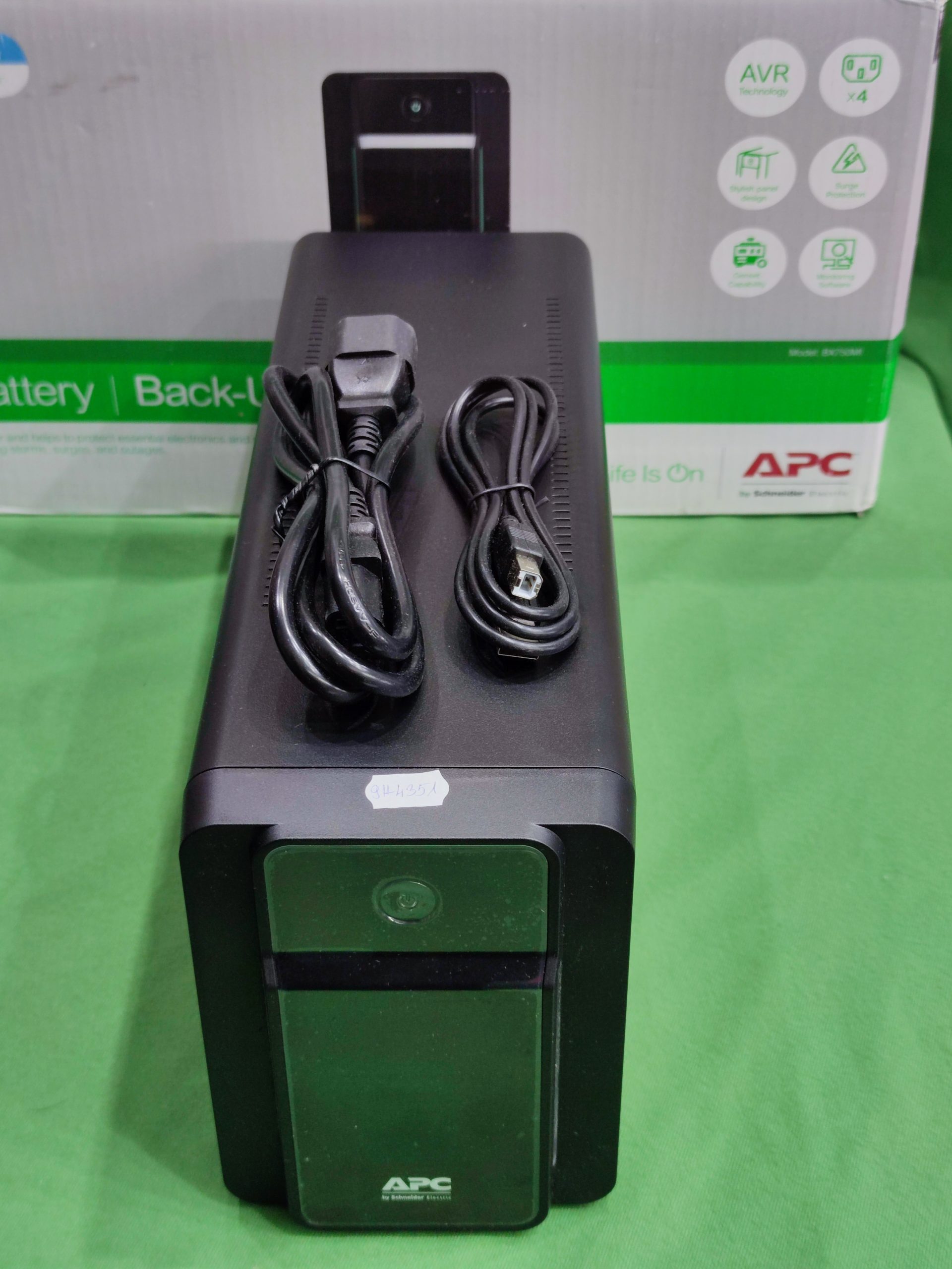 ÚJ! APC Back-UPS BX750MI IEC 410W szünetmentes tápegység, kiemelt kép