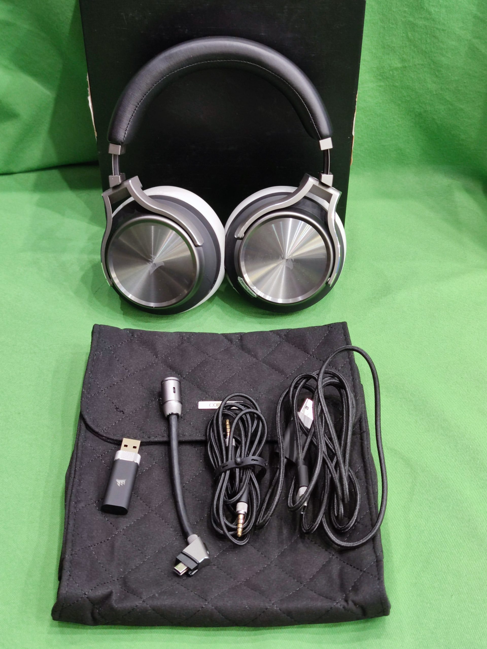 ÚJ! Corsair Virtuoso RGB Wireless SE vezeték nélküli Gamer fejhallgató, kiemelt kép