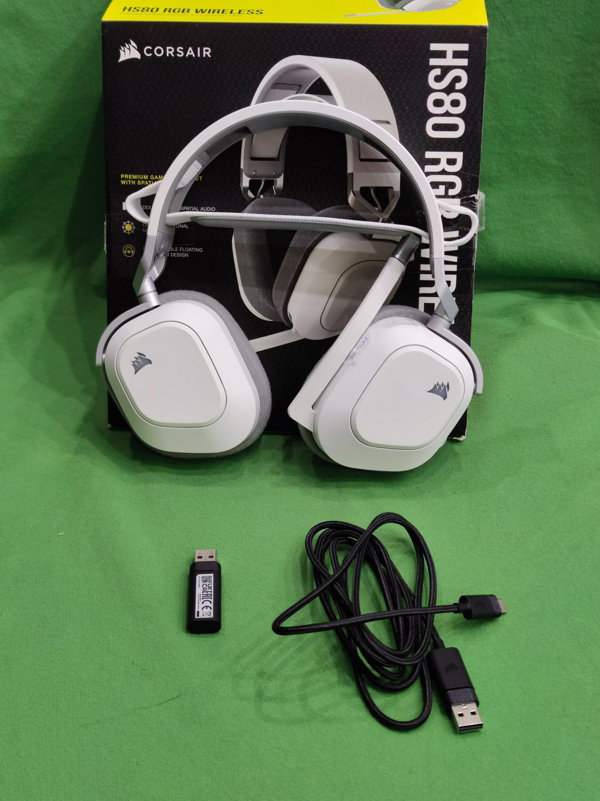 ÚJ! Corsair HS80 RGB Wireless (PS5) Gamer fejhallgató, kiemelt kép