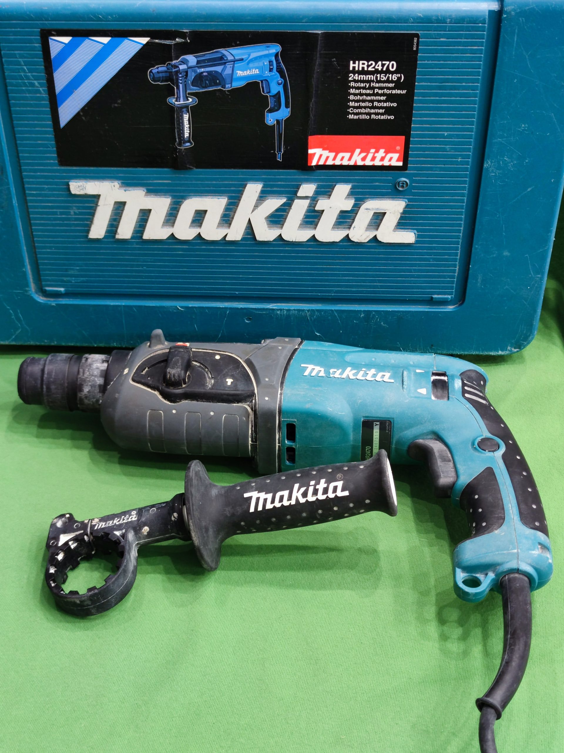 Makita HR2470 fúró- és vésőkalapács + koffer, kiemelt kép