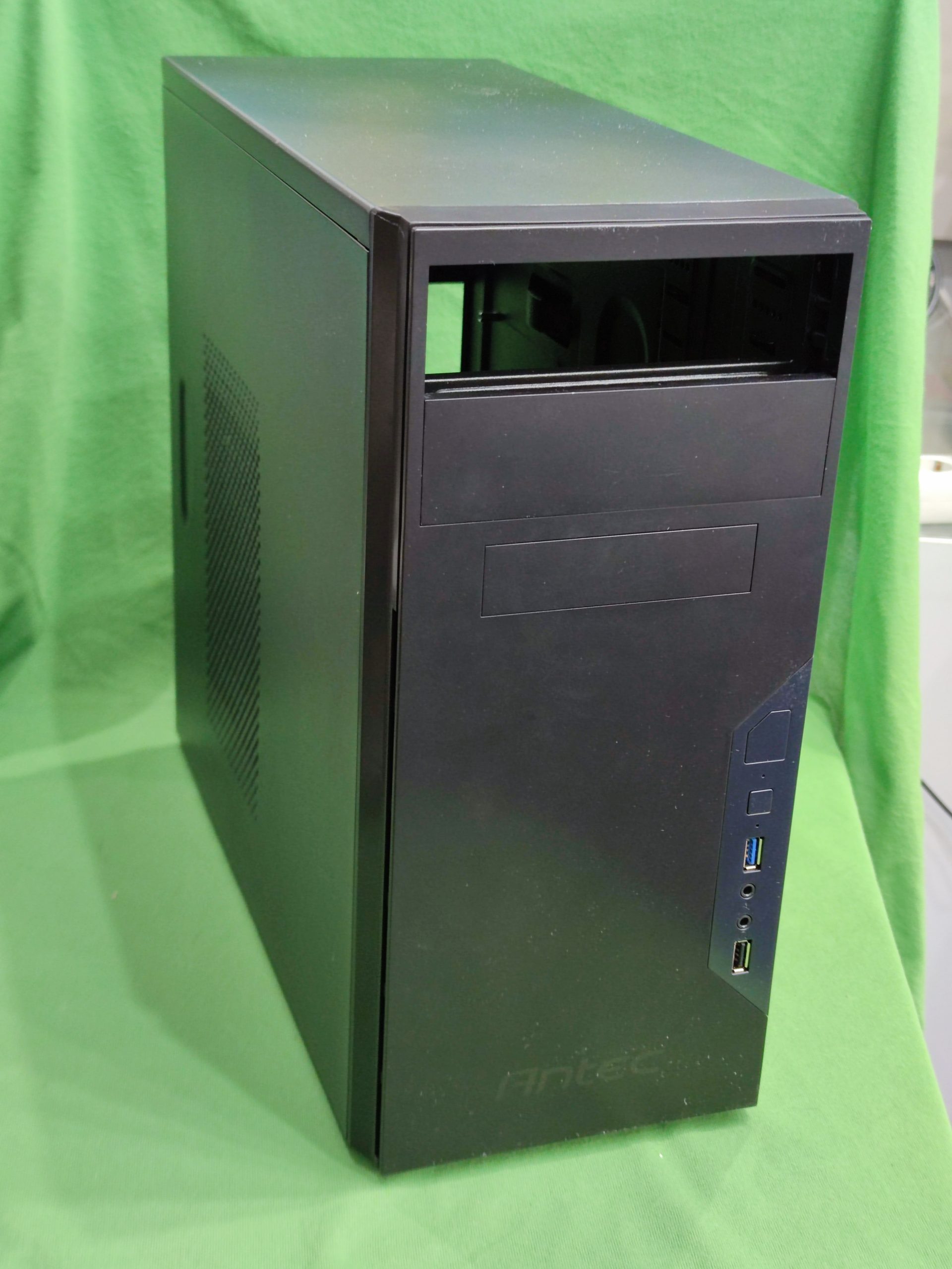 ÚJ! Antec VEK3000 PC ház, számítógép ház, kiemelt kép