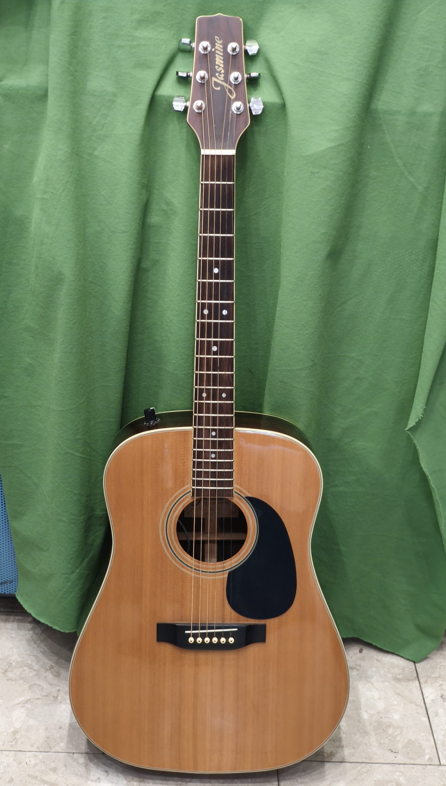 Jasmine Takamine ES-60 elektro-akusztikus gitár + DH puha tok, kiemelt kép