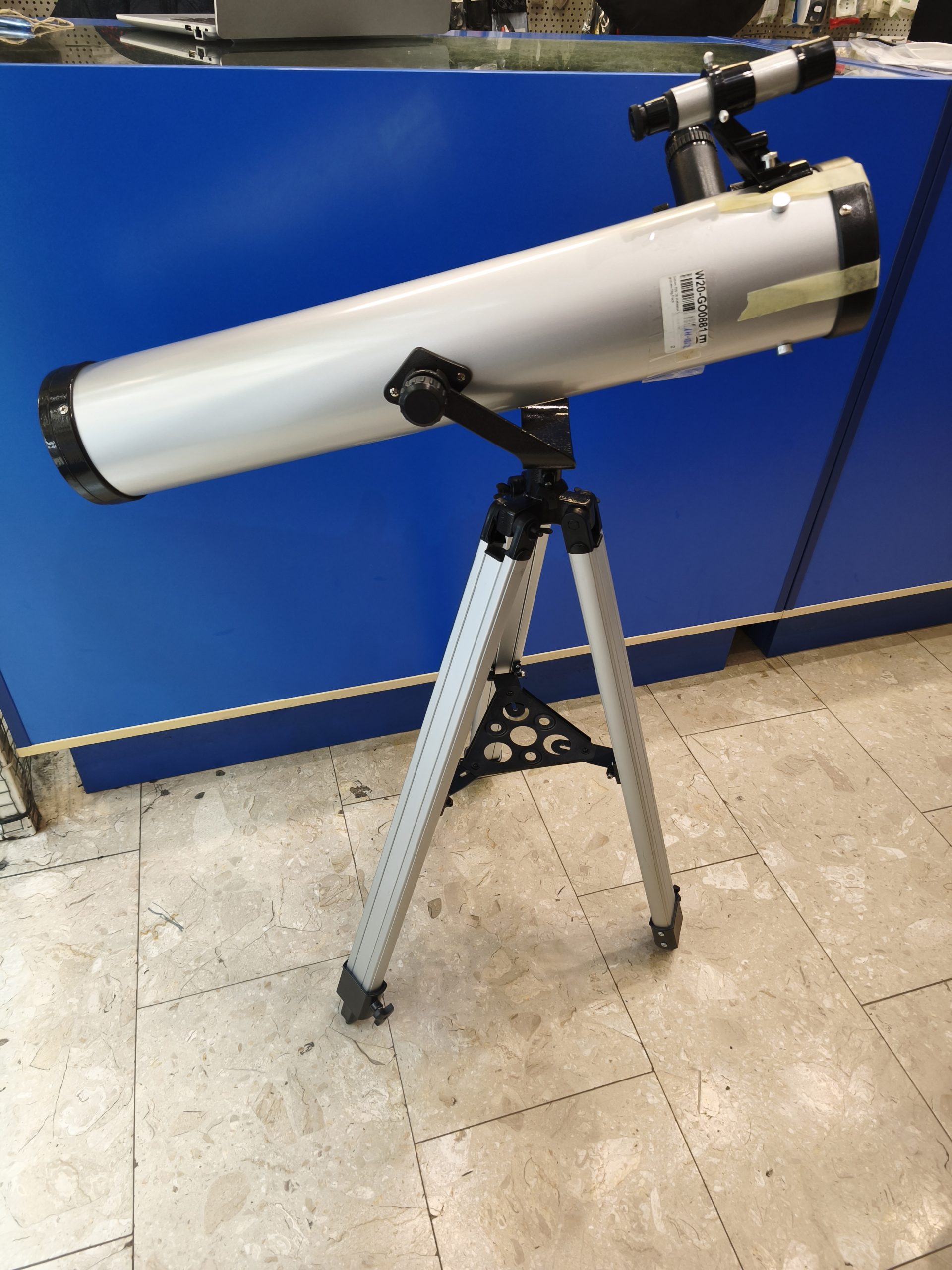 Seben 76/700 Reflector Telescope csillagászati teleszkóp, komplett tartozékokkal., kiemelt kép