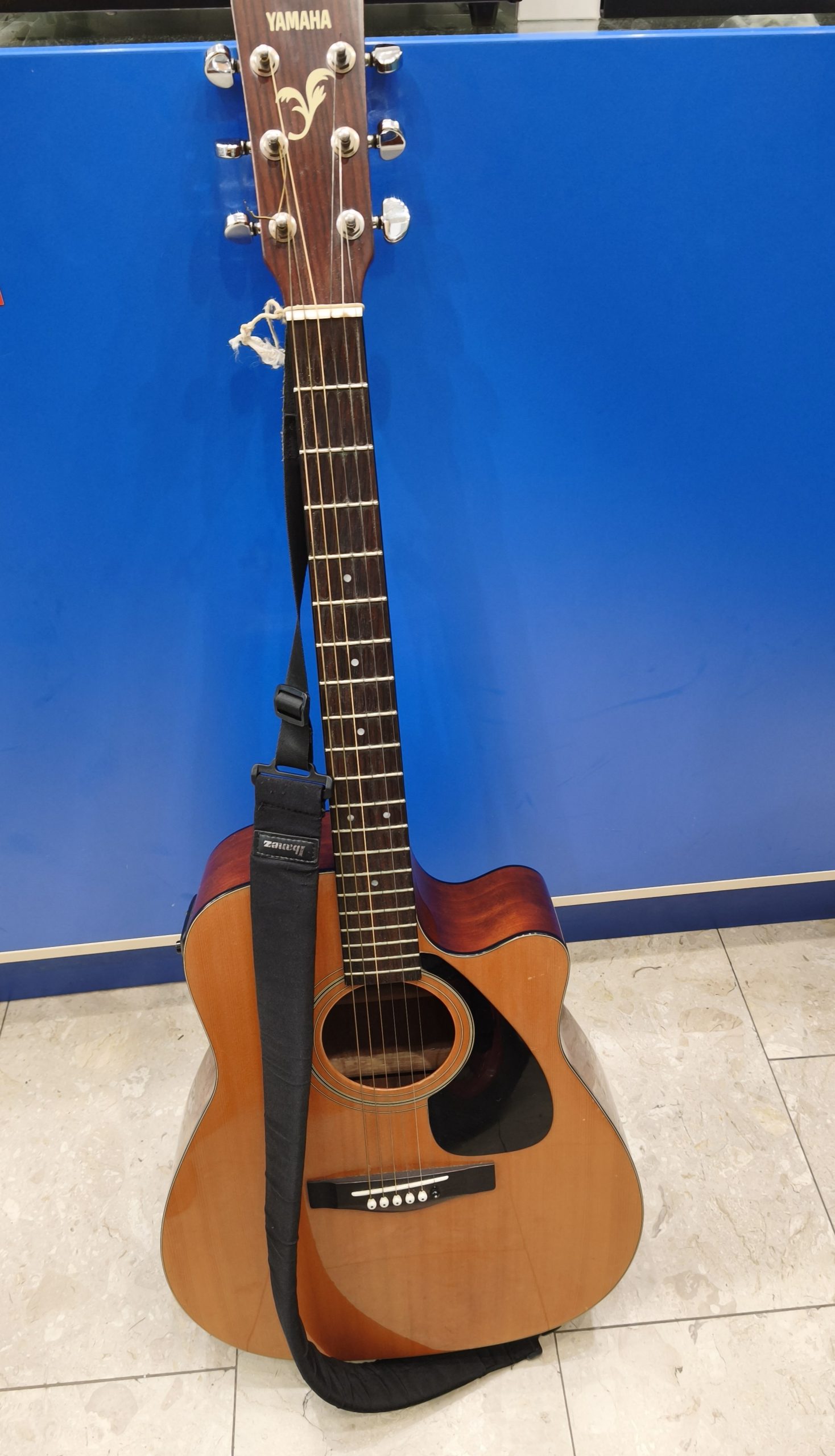 Yamaha FGX-4135C elektroakusztikus gitár + kemény tok!, kiemelt kép