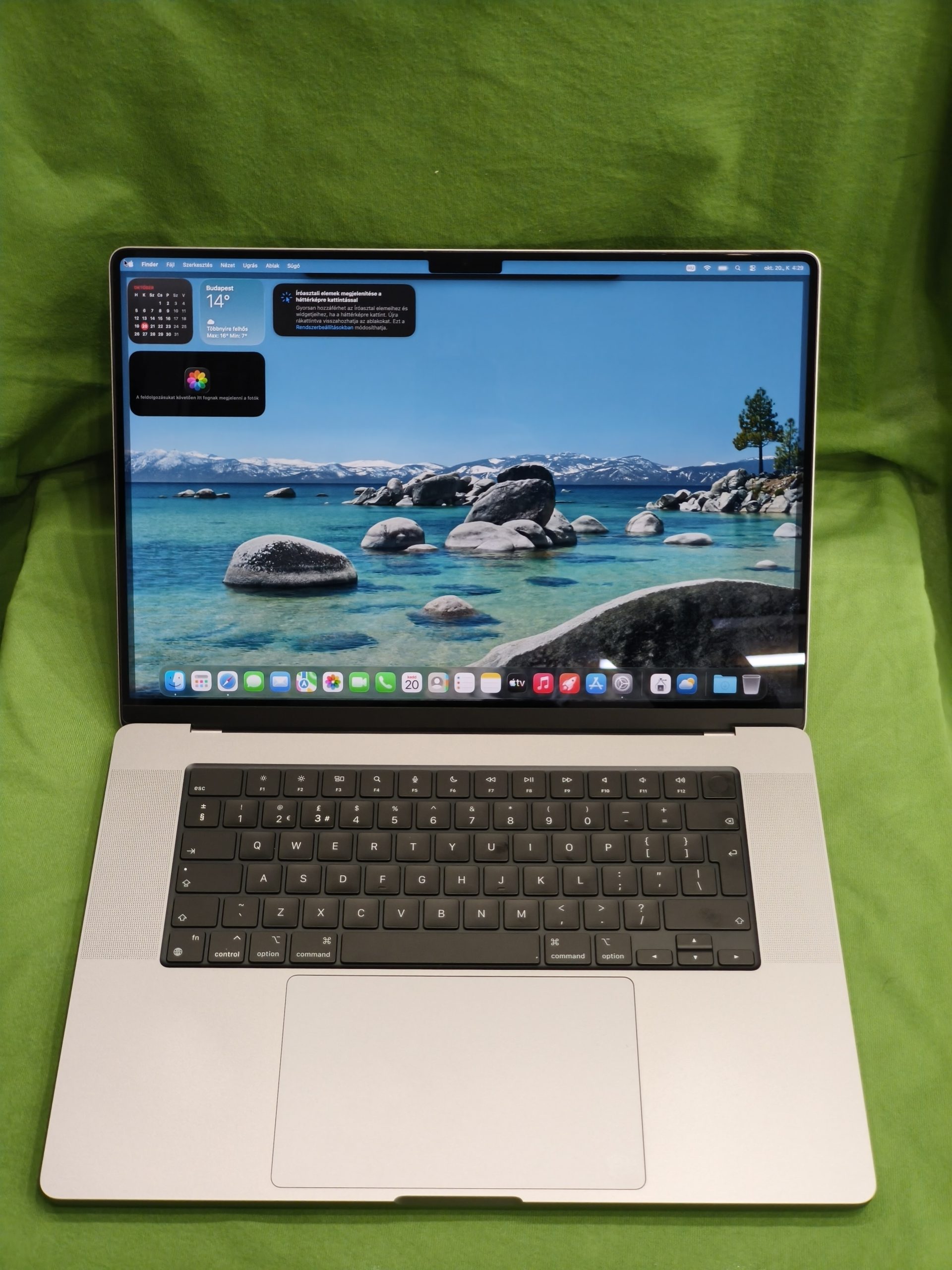 Apple MacBook Pro 16" (2021) – M1 Pro / 32 GB RAM / 512 GB SSD, kiemelt kép