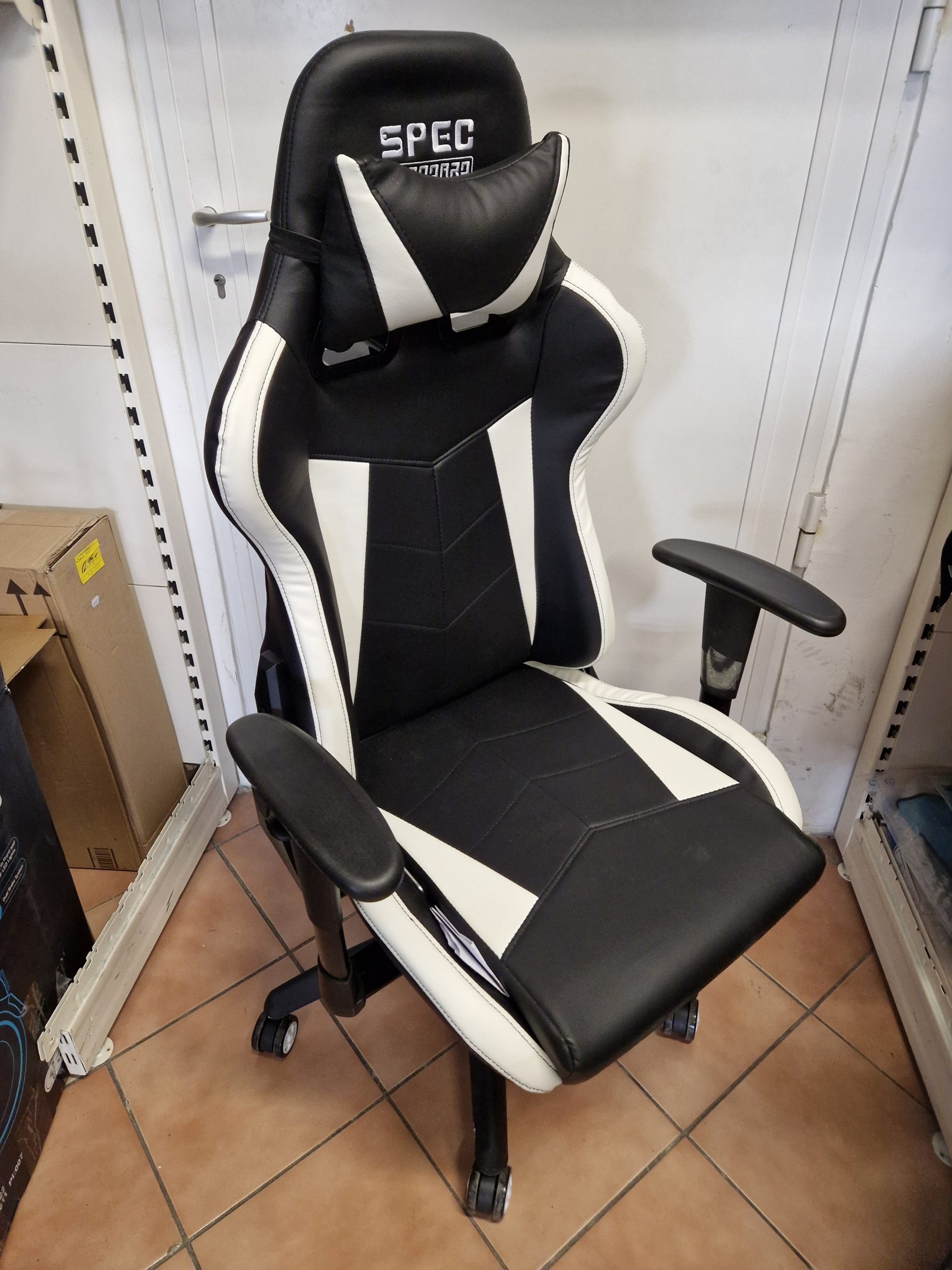 Új, Spec Standard fekete fehér gamer, iroda szék, kiemelt kép