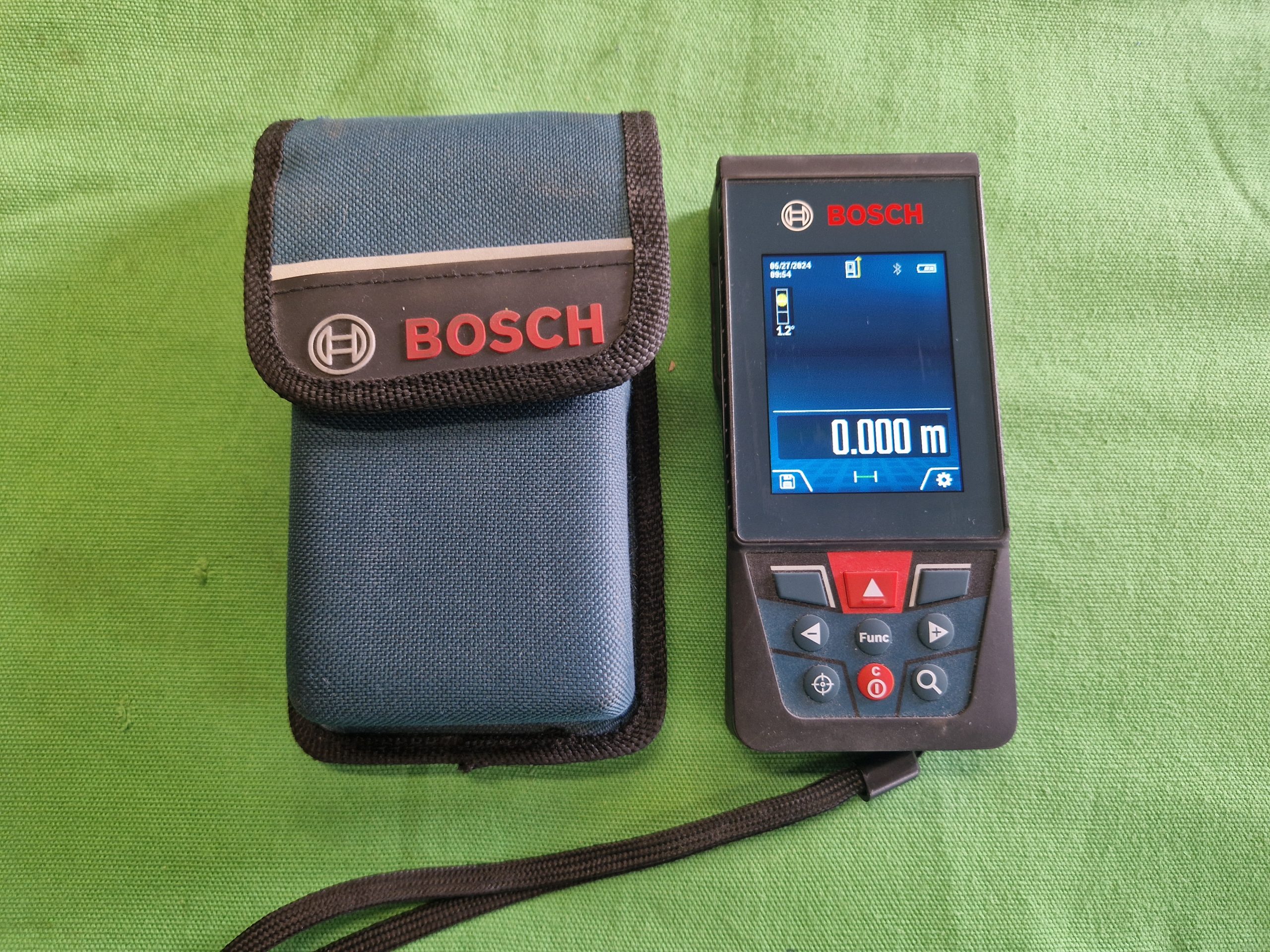Bosch GLM 100-25 C lézeres távolságmérő, kiemelt kép