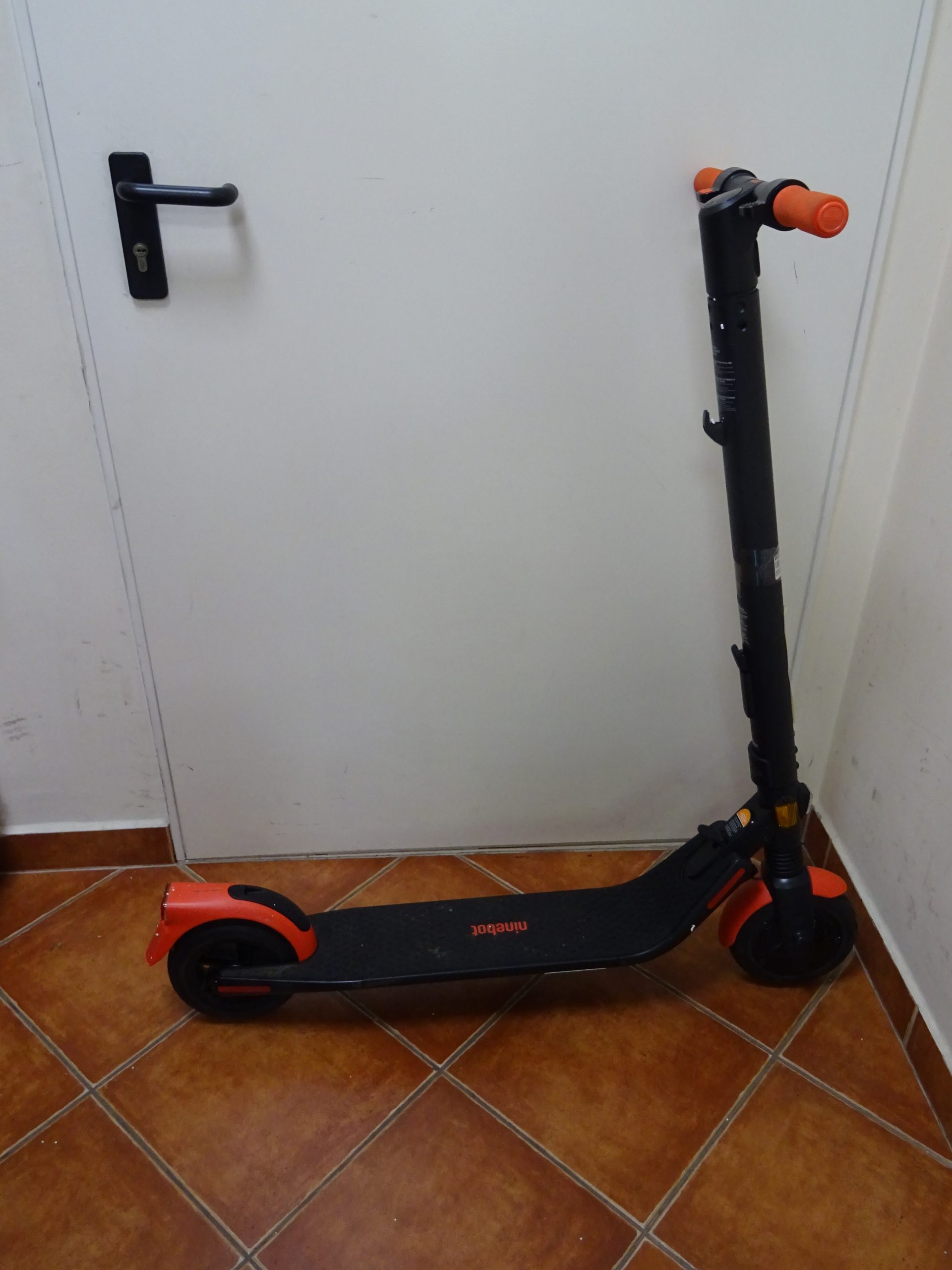 Segway ES1LD elektromos roller, kiemelt kép