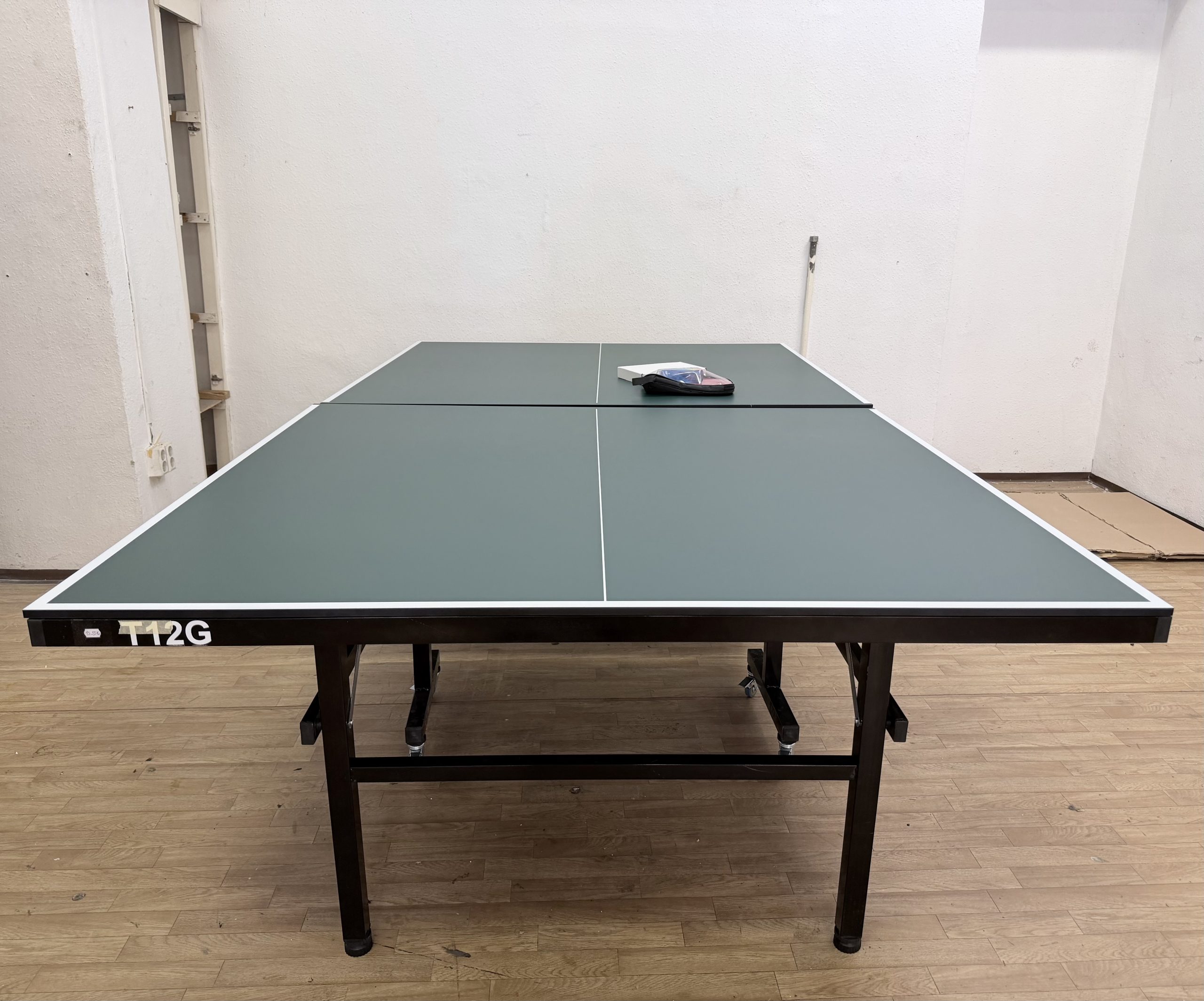 ÚJ beltéri pingpongasztal TechFit 274 x 152.4 x 76 cm, kiemelt kép