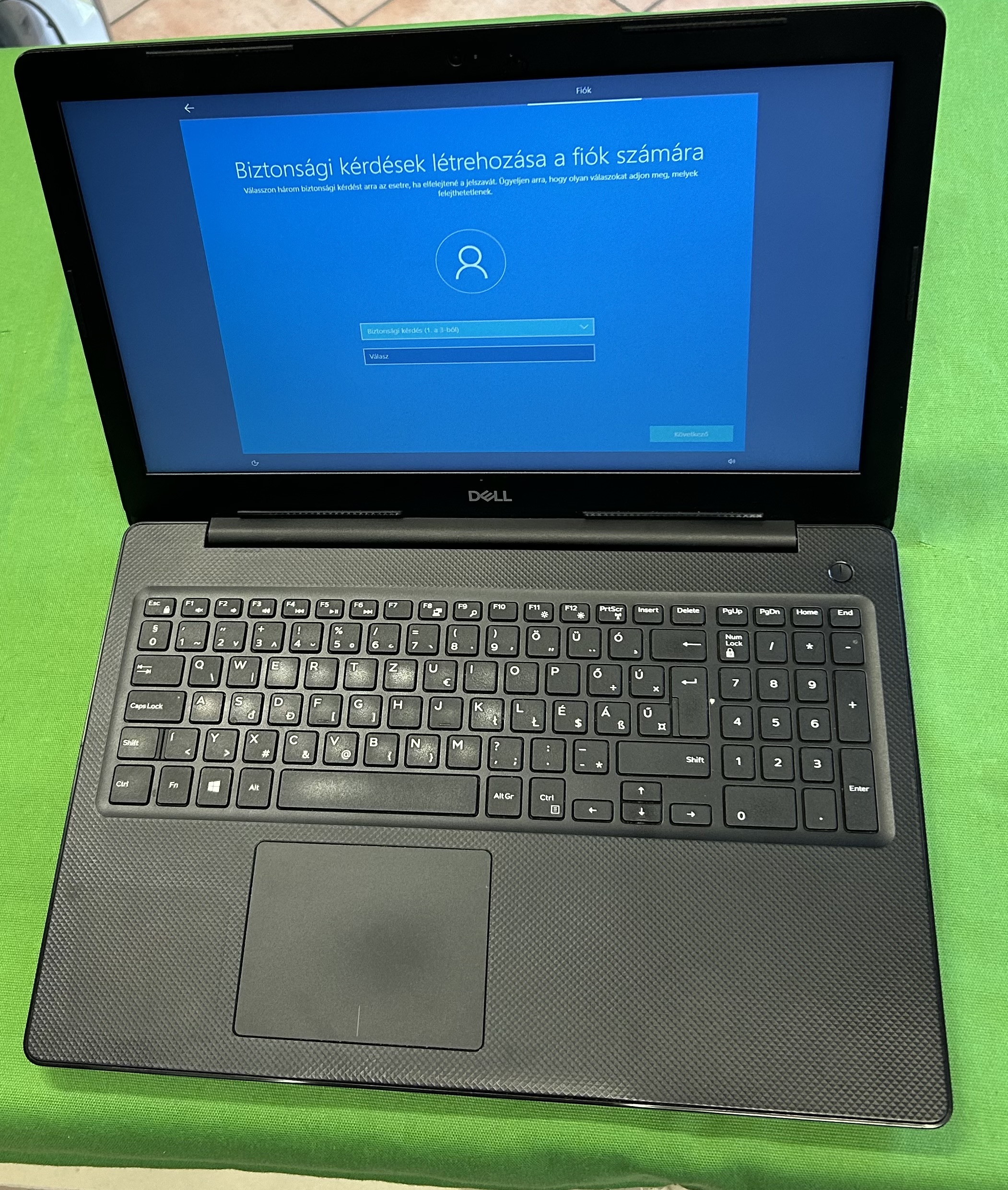 DELL Vostro 3590 i7 Notebook, kiemelt kép