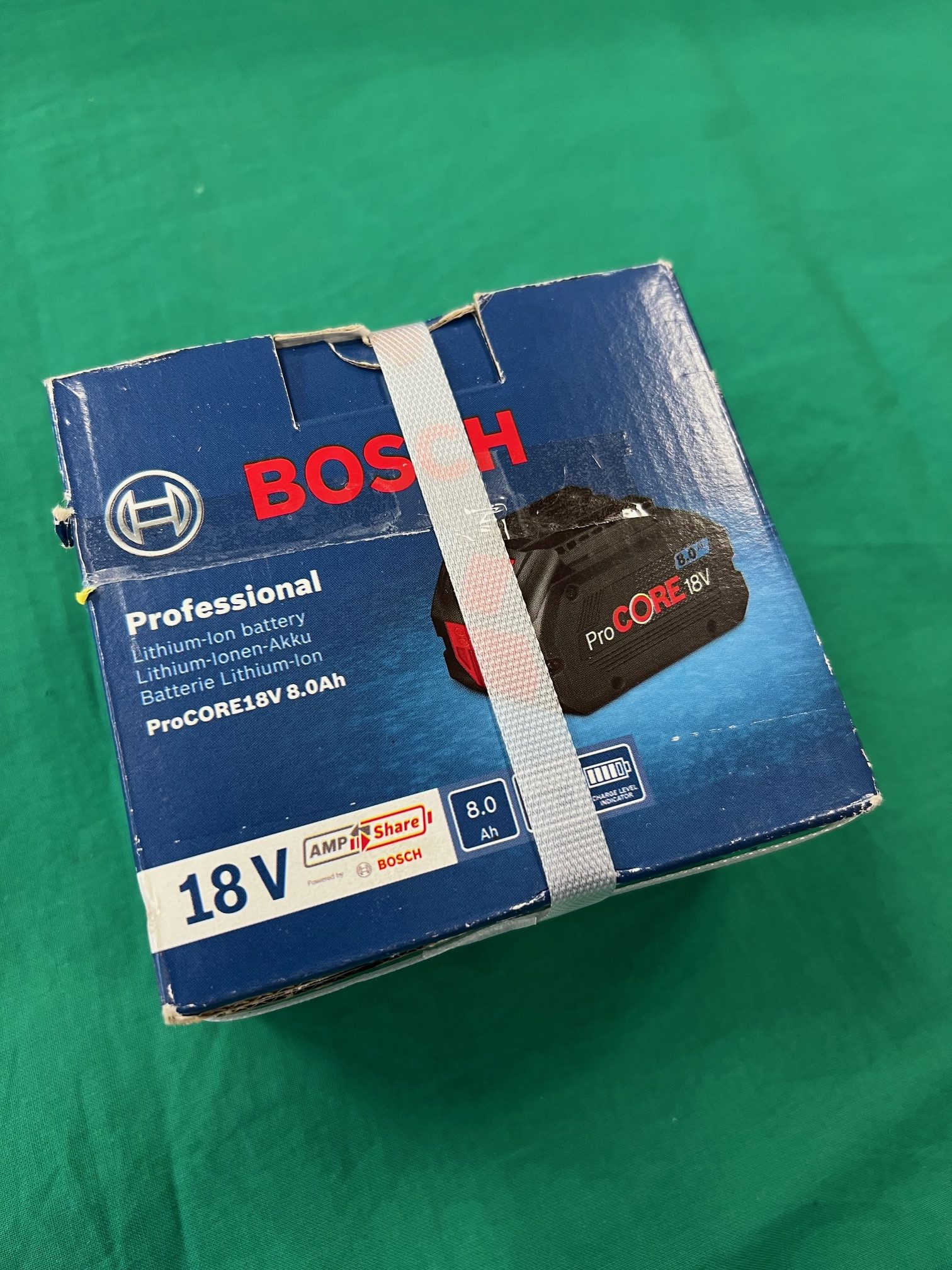 Új Bosch S427 18V 8Ah Akkumulátor, kiemelt kép