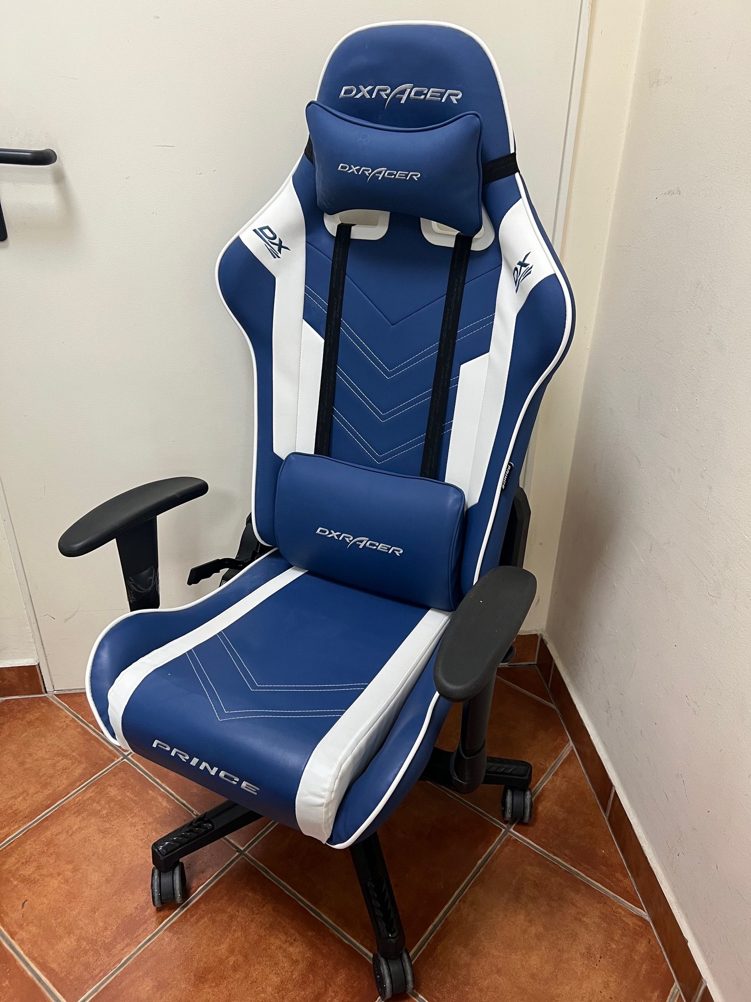 Gamer szék Dxracer Prince, kiemelt kép