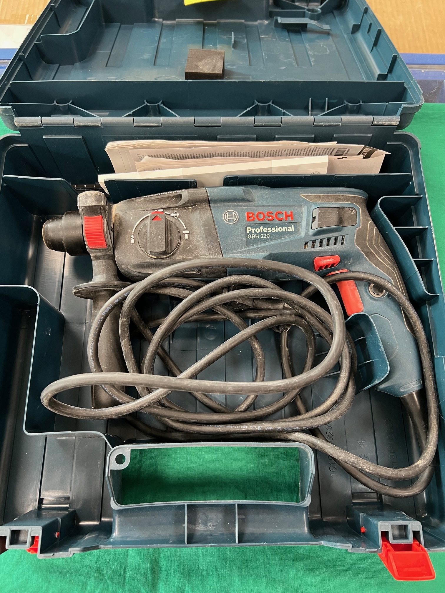 Bosch GBH-220 fúrókalapács, kiemelt kép