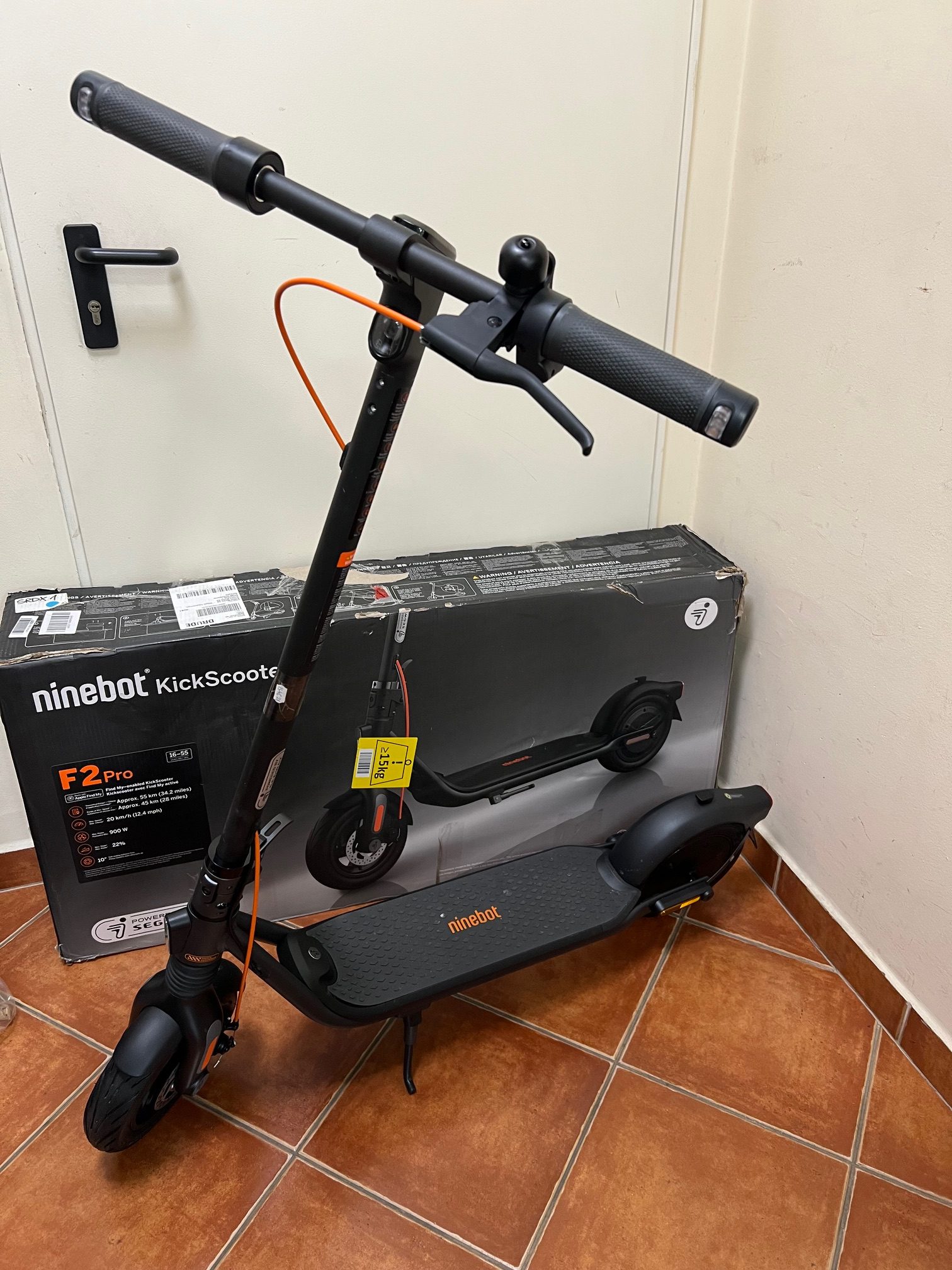50 Km-t futott! Ninebot KickScooter F2 Pro elektromos roller, kiemelt kép