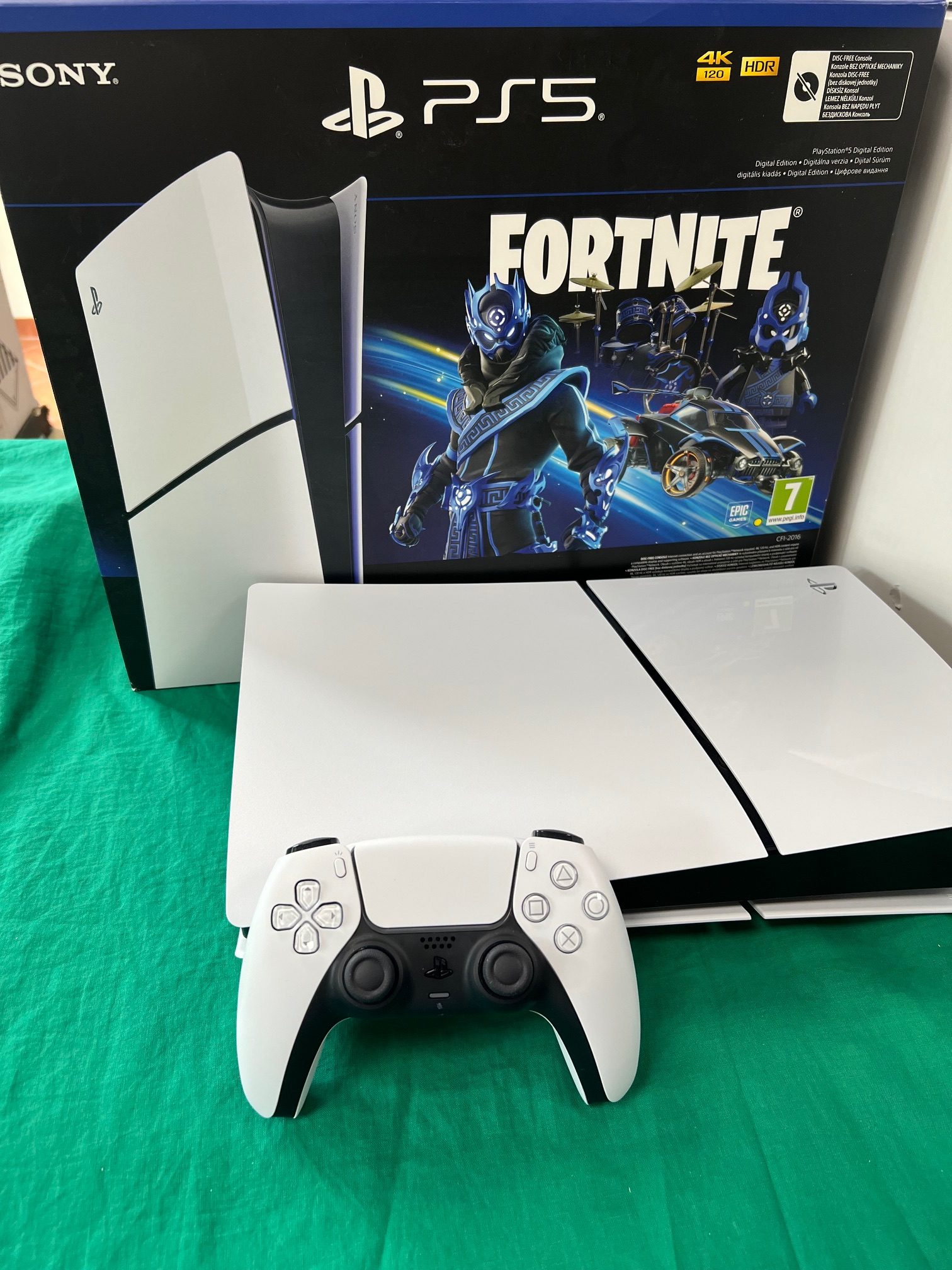 Sony PS5 slim digital 1TB, kiemelt kép