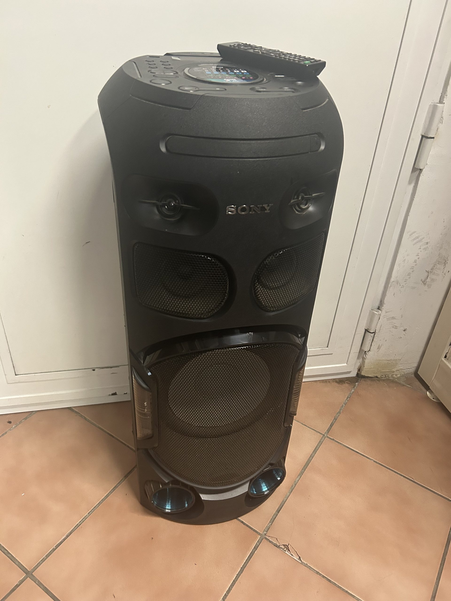 Sony MHC-V42D buli hangfal, kiemelt kép