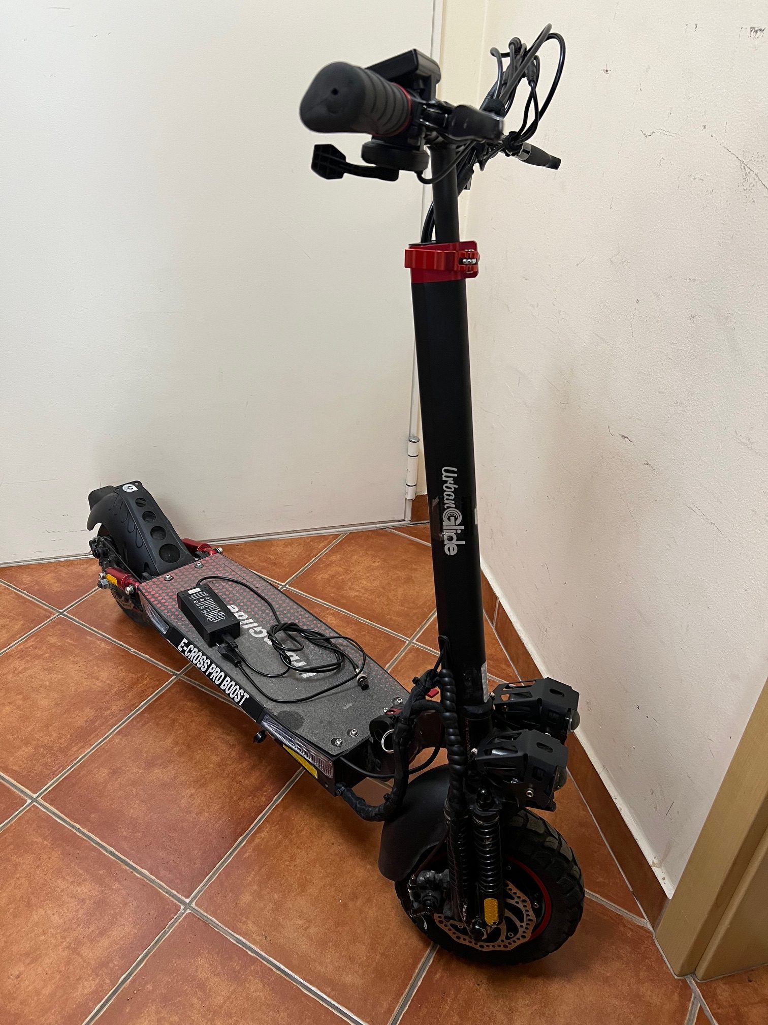 Elektromos roller, 40 km/h, Dual motor, Urbanglide E cross pro boost, kiemelt kép