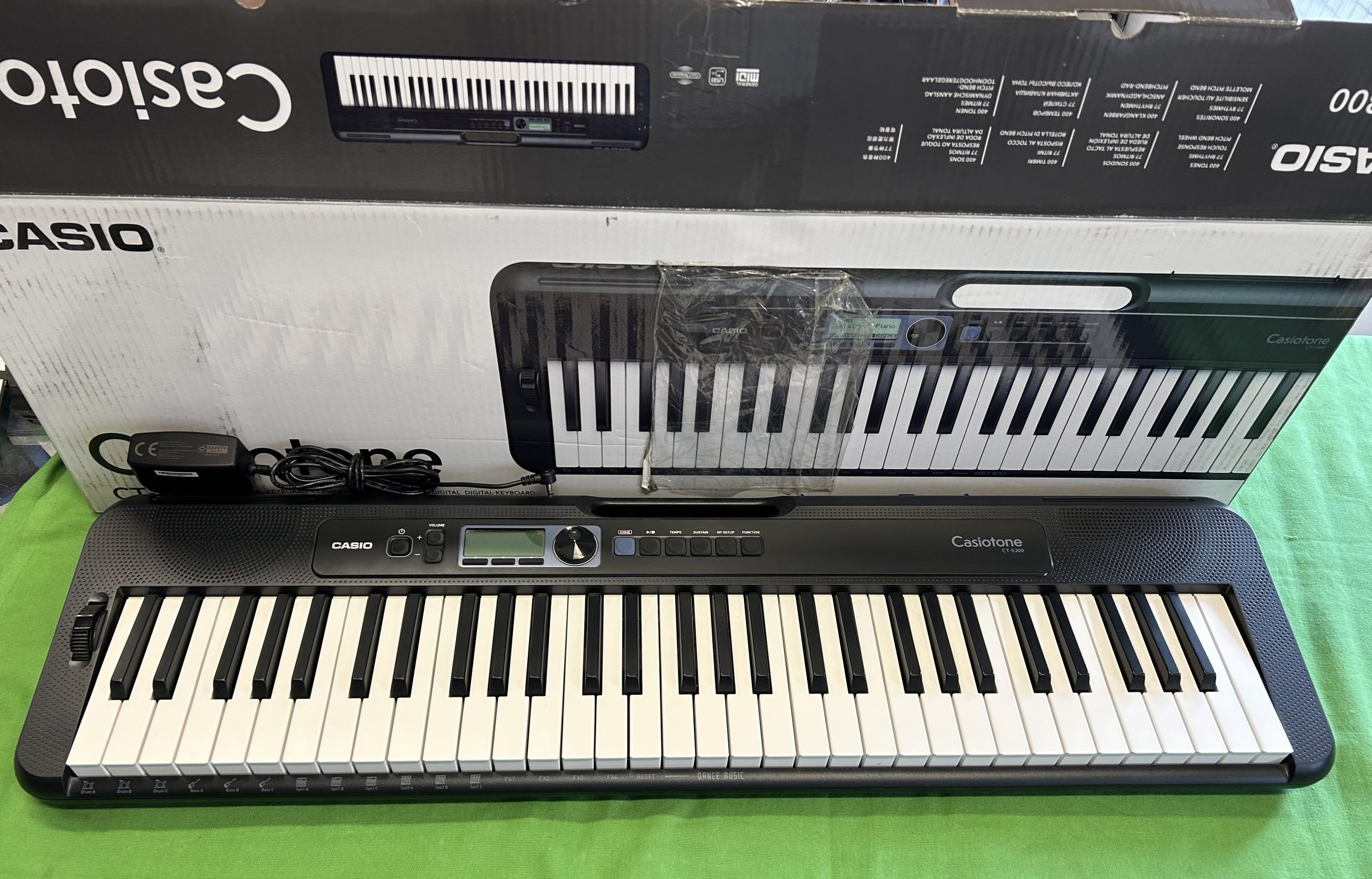 Casio CT S300 szintetizátor, kiemelt kép