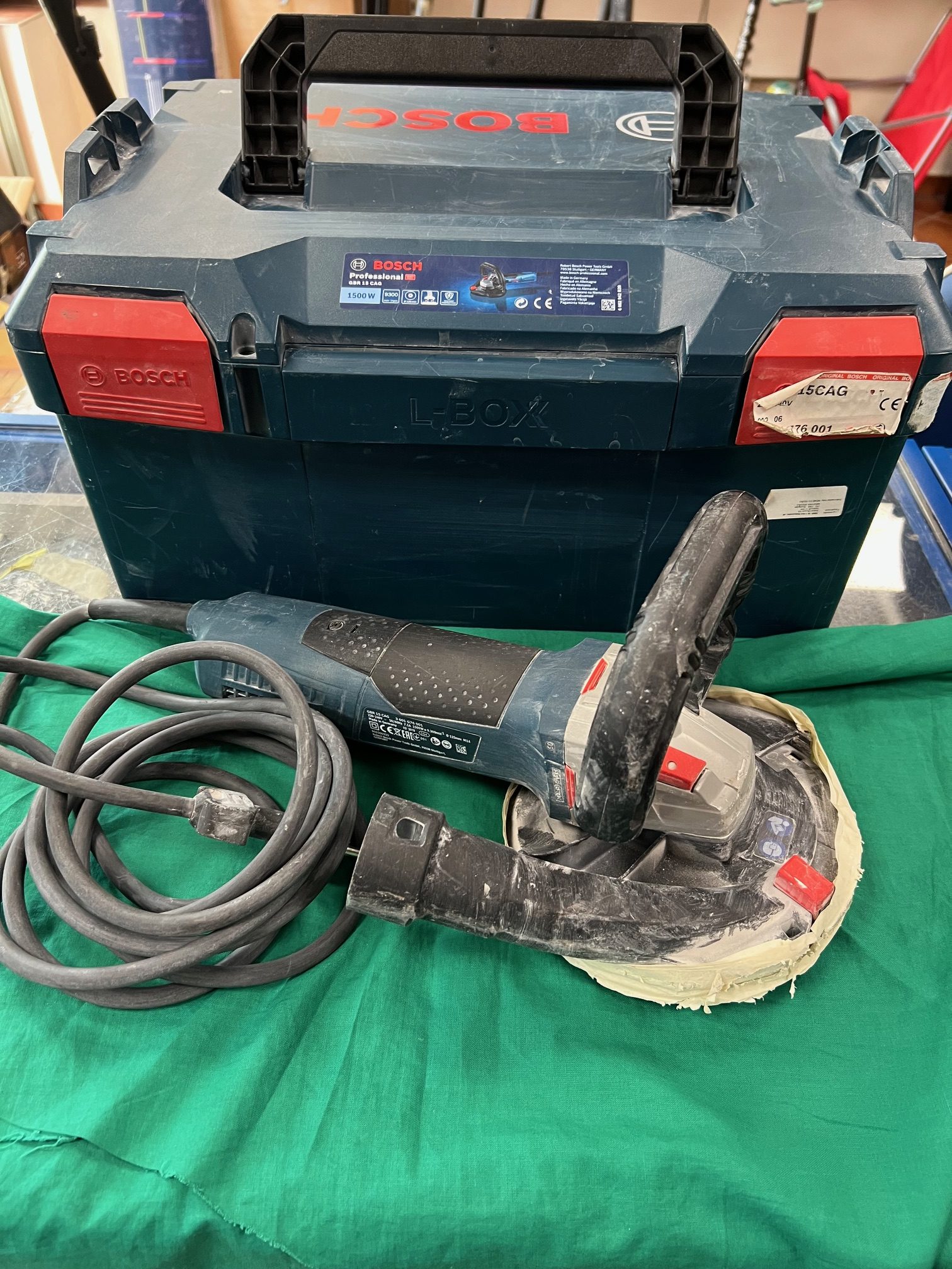 Bosch GBR-15-CAG  Betoncsiszoló, kiemelt kép
