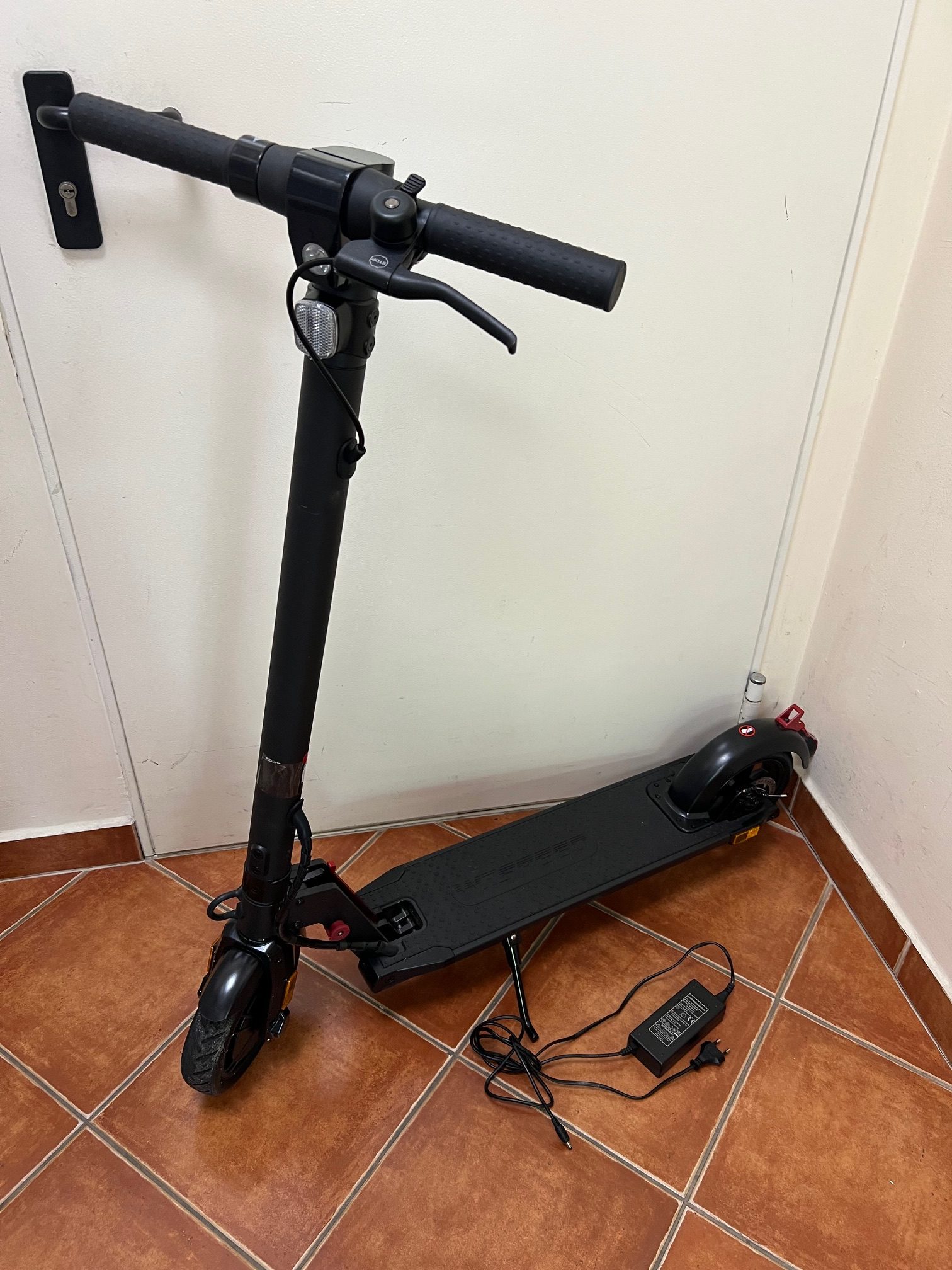 E-roller Wispeed T855 elektromos roller, kiemelt kép