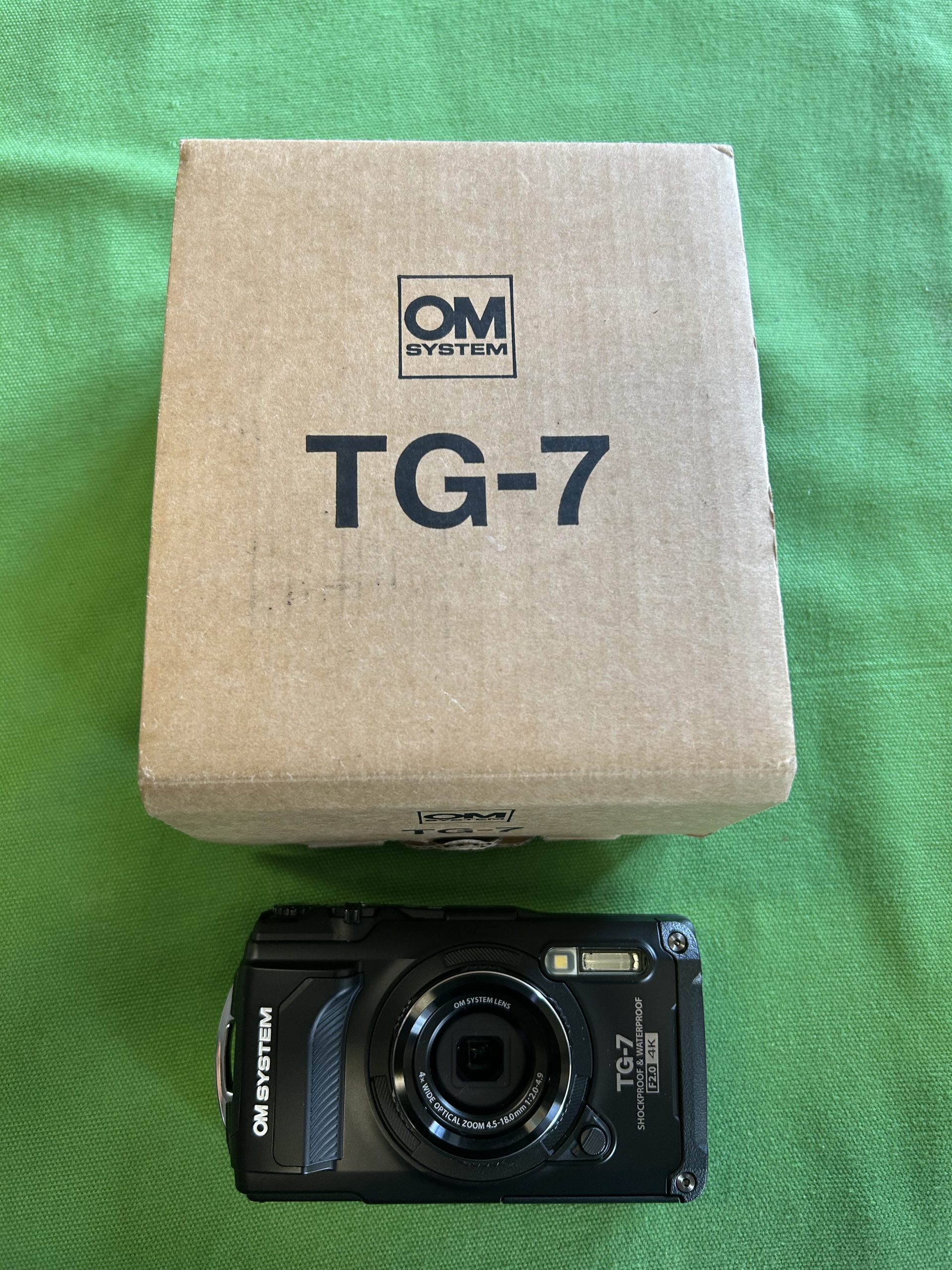 Új Olympus Tough TG-7 Black Digitális fényképezőgép, kiemelt kép