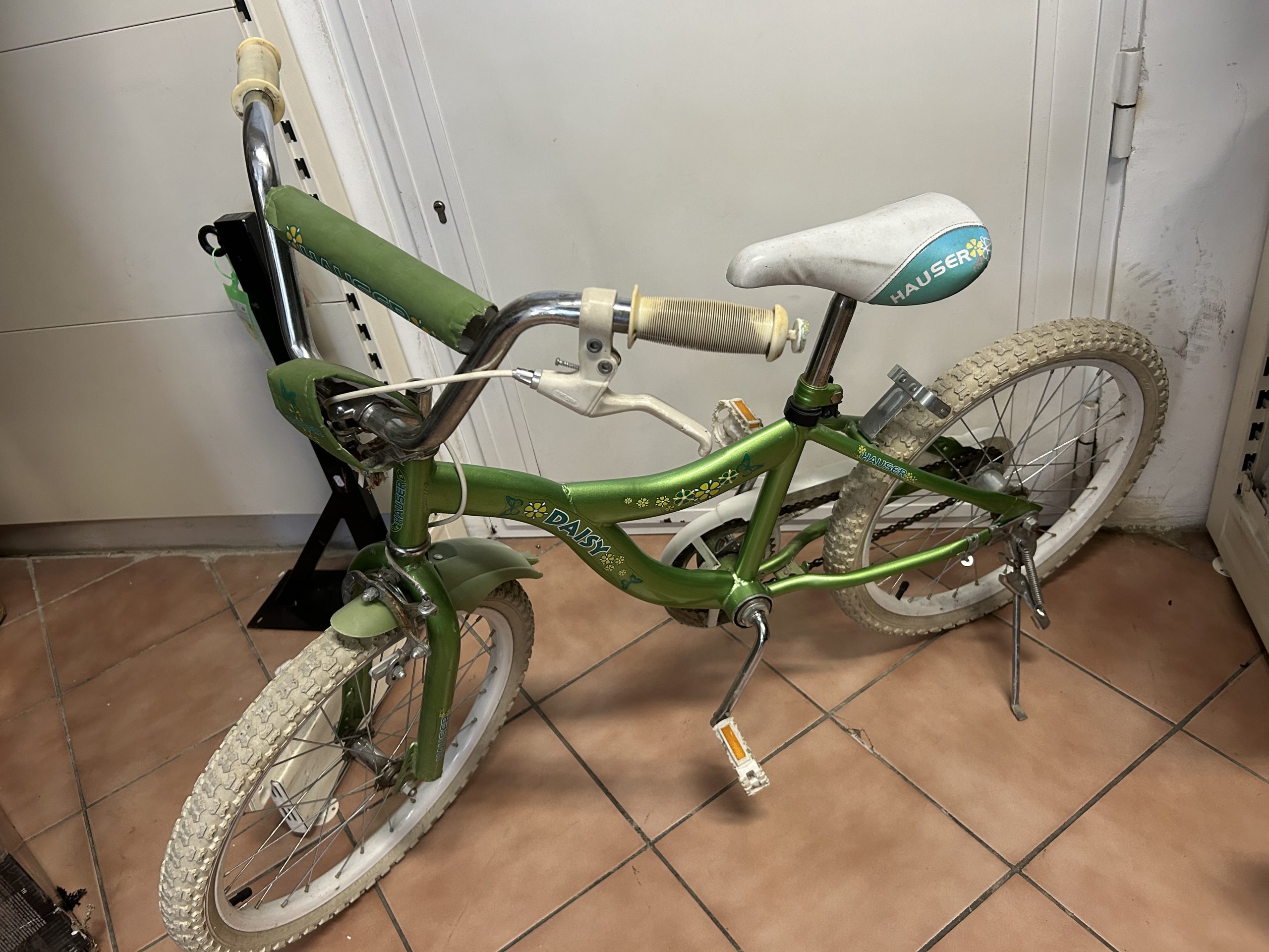 20" aluvázas gyermek kerékpár, kiemelt kép