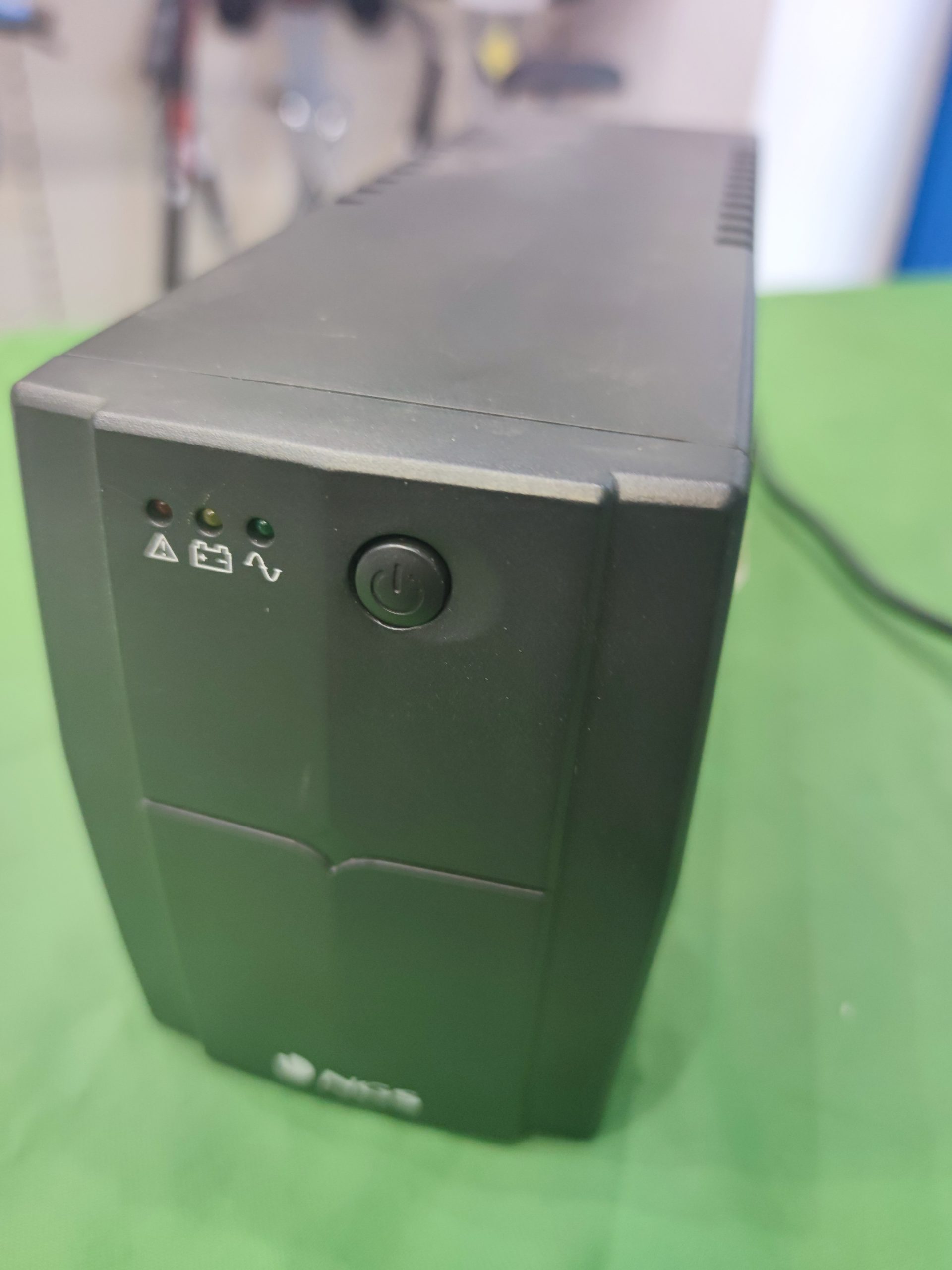 Eladó szép állapotú INTERAKTÍV SZÜNETMENTES TÁPEGYSÉG NGS FORTRESS 900 V2, kiemelt kép