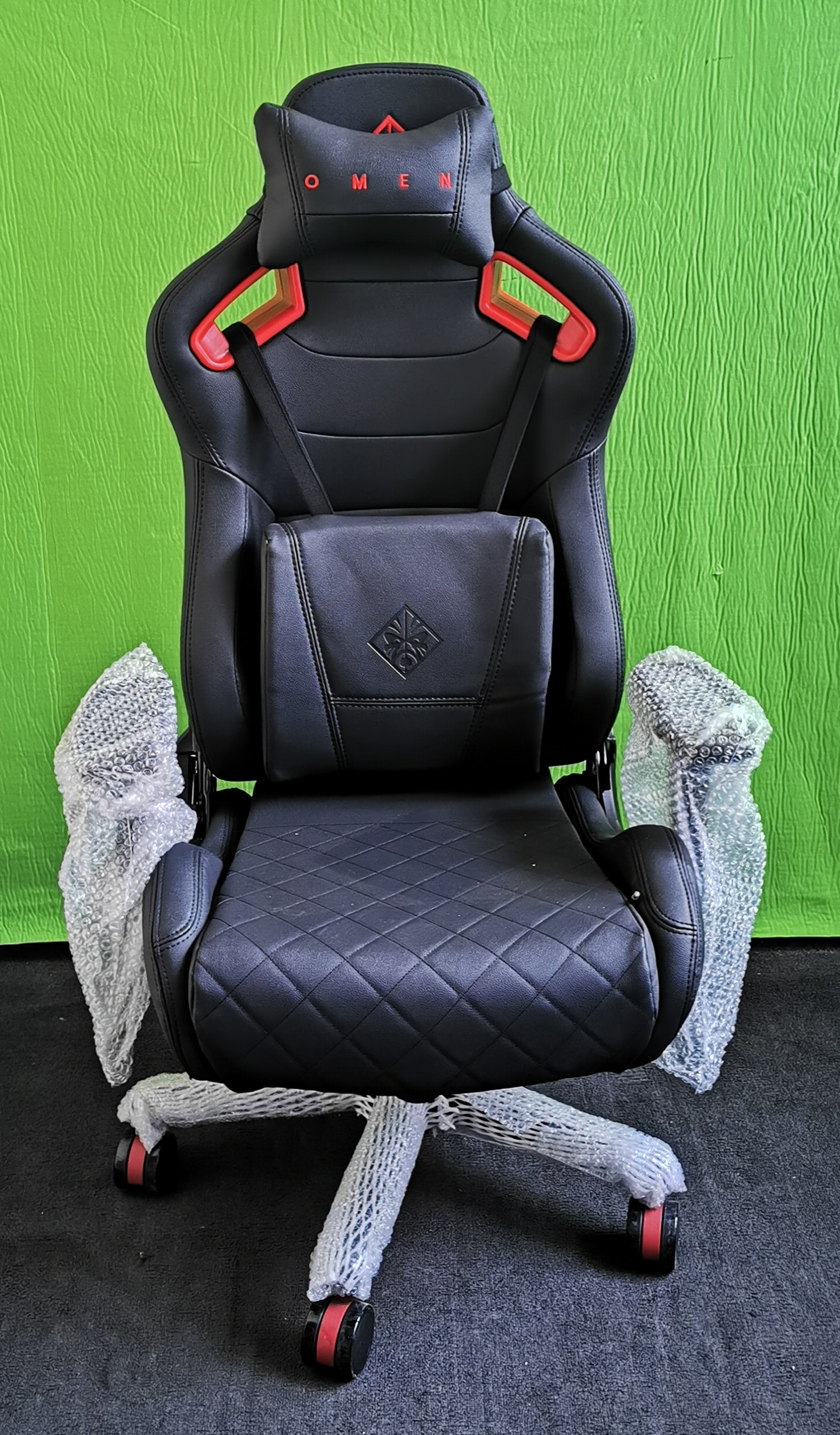 Új! HP Omen Citadel gamer szék, kiemelt kép