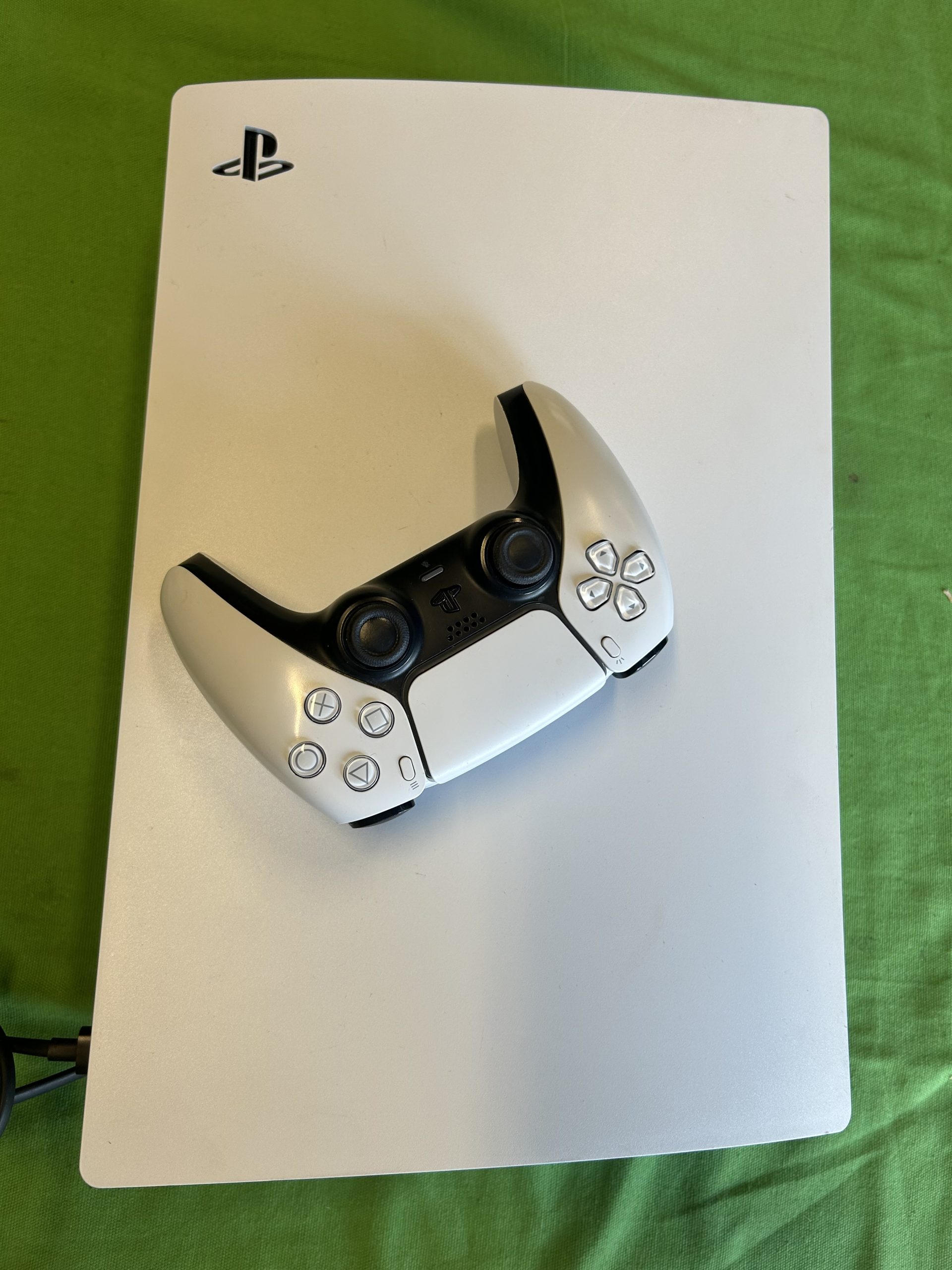 PS5 lemezes FAT Playstaion 5, kiemelt kép