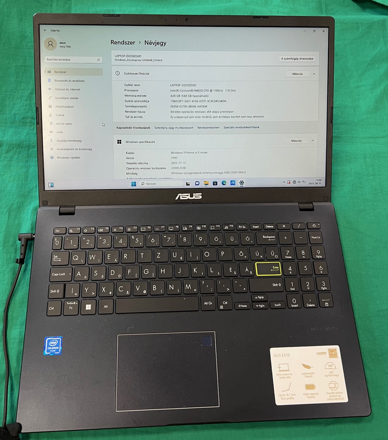 Asus E510 laptop, kiemelt kép