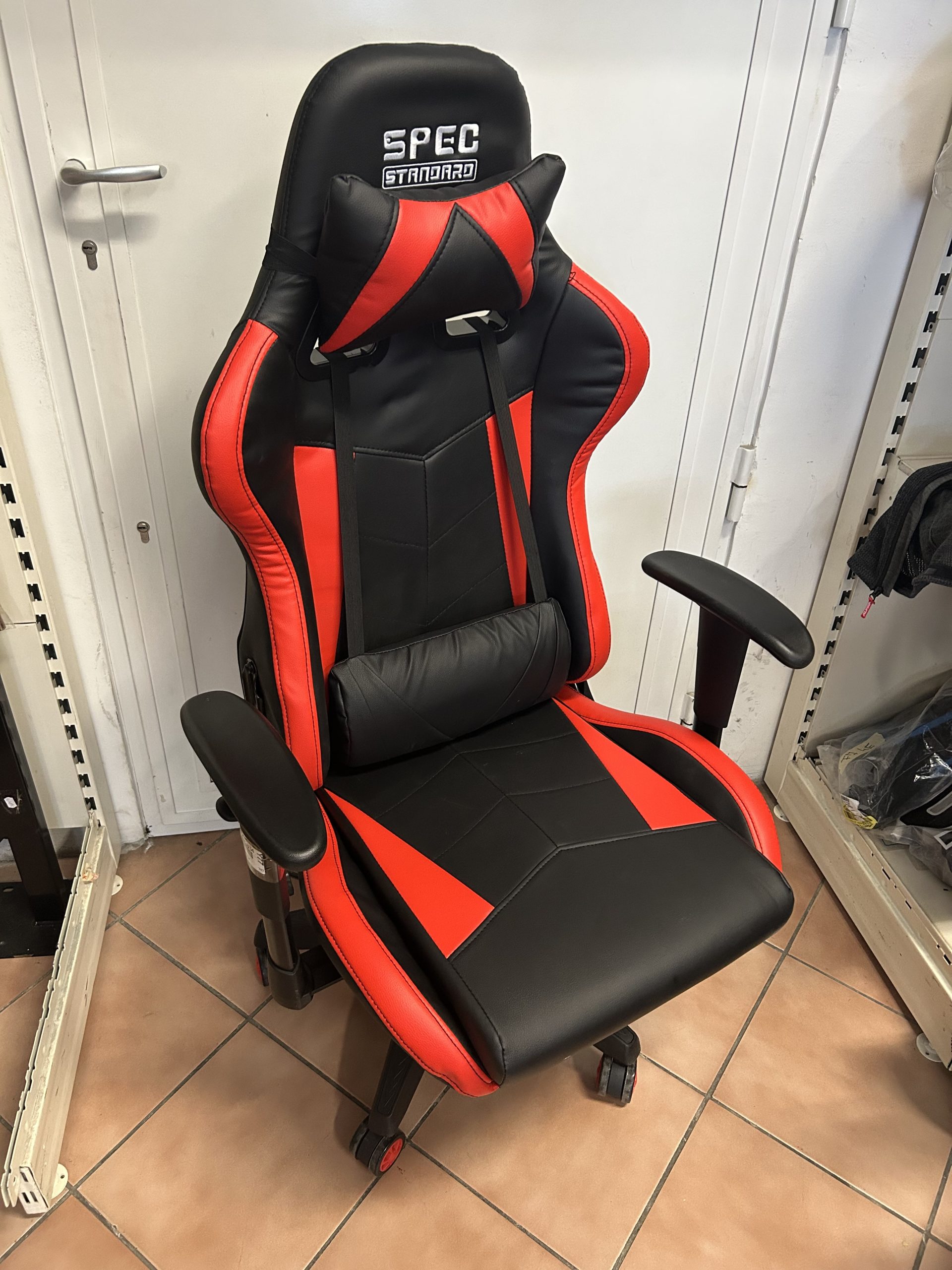 Spec Standard piros fekete gamer szék, kiemelt kép