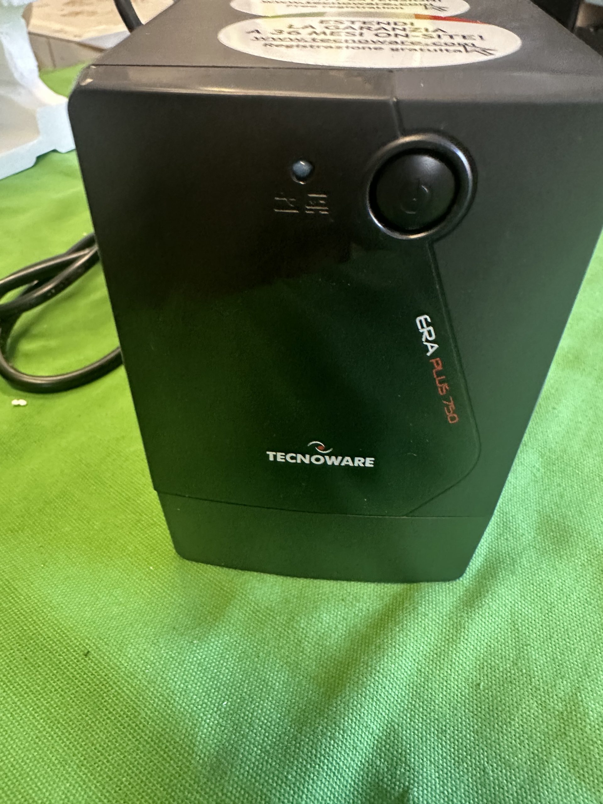 TECNOWARE ERA PLUS 750 VA szünetmentes tápegység, kiemelt kép