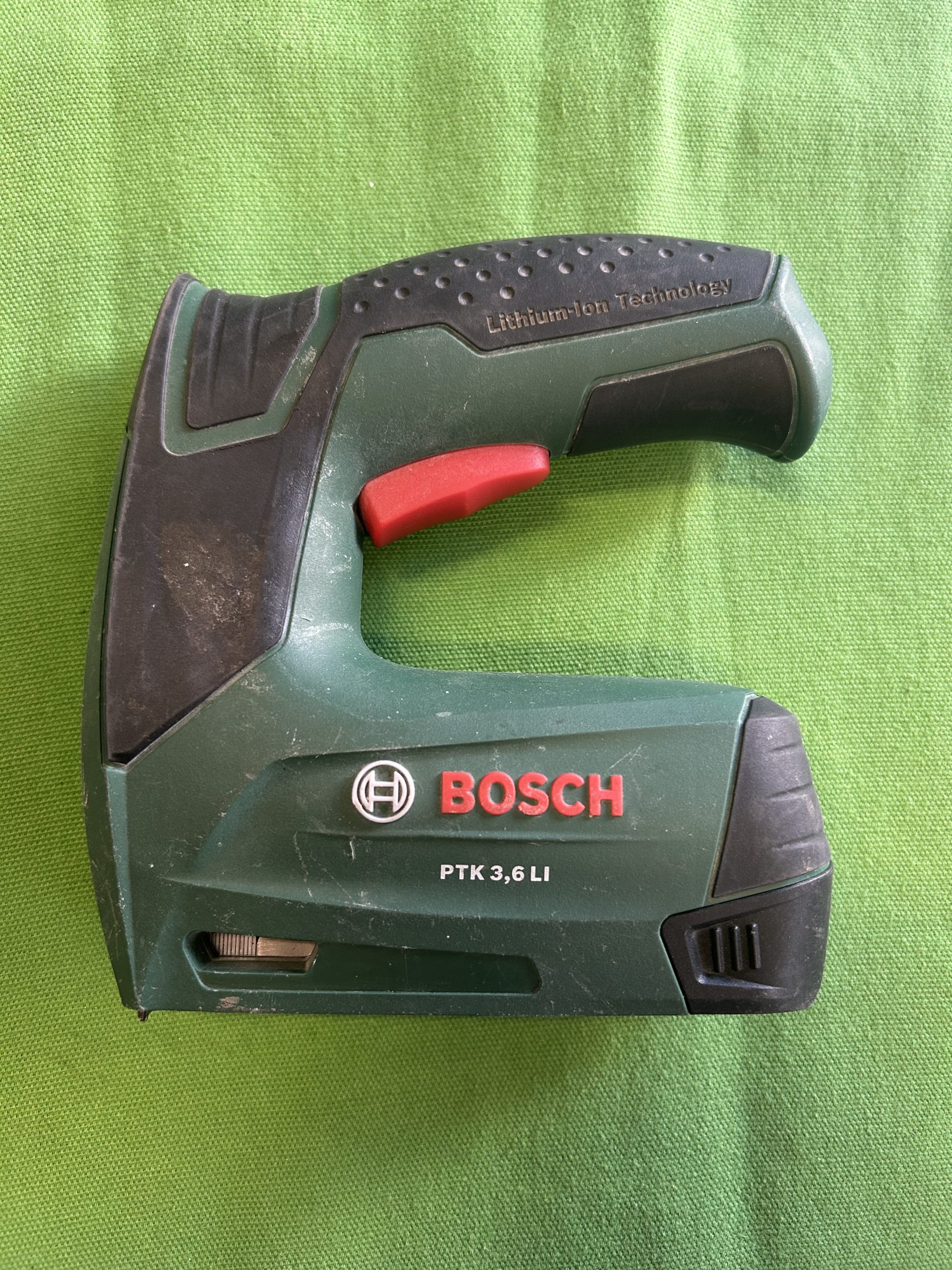 BOSCH PTK 3, 6 LI akkus tűzőgép, kiemelt kép