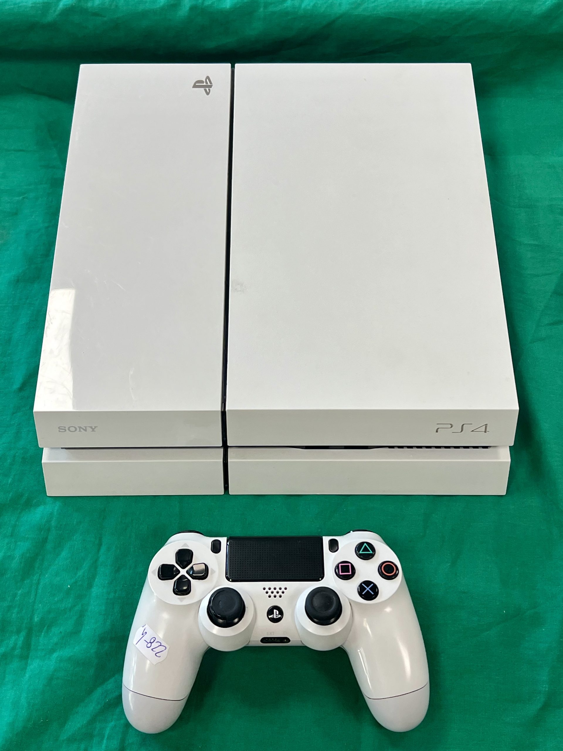 Sony PlayStation 4 Slim 500GB Fehér Játékkonzol, kiemelt kép