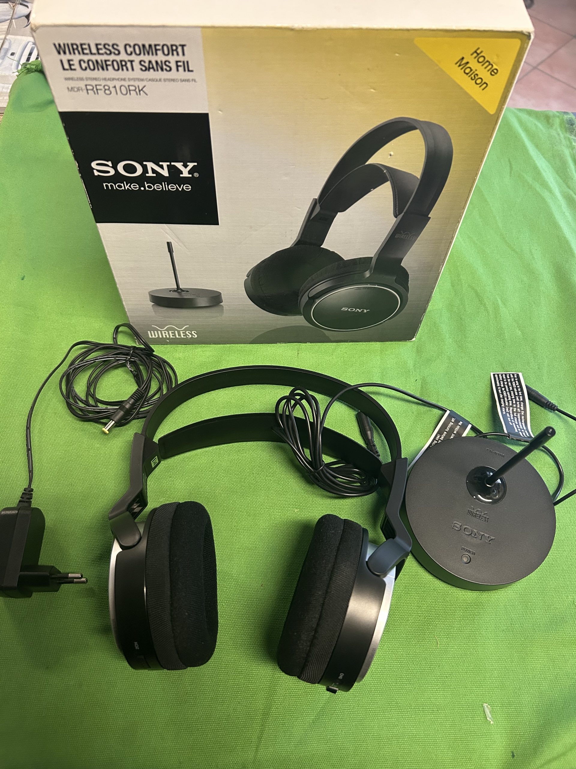 Sony MDR-RF811RK Rádiófrekvenciás vezeték nélküli fejhallgató, kiemelt kép