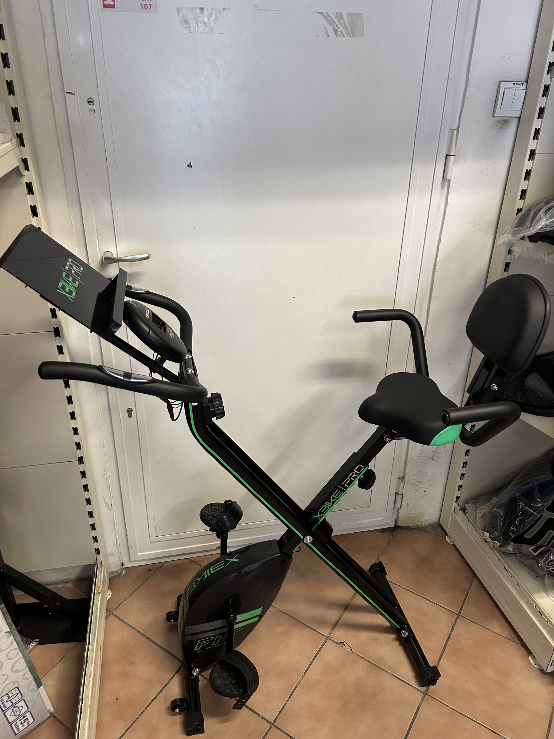 Új Xbike összecsukható szobakerékpár, kiemelt kép