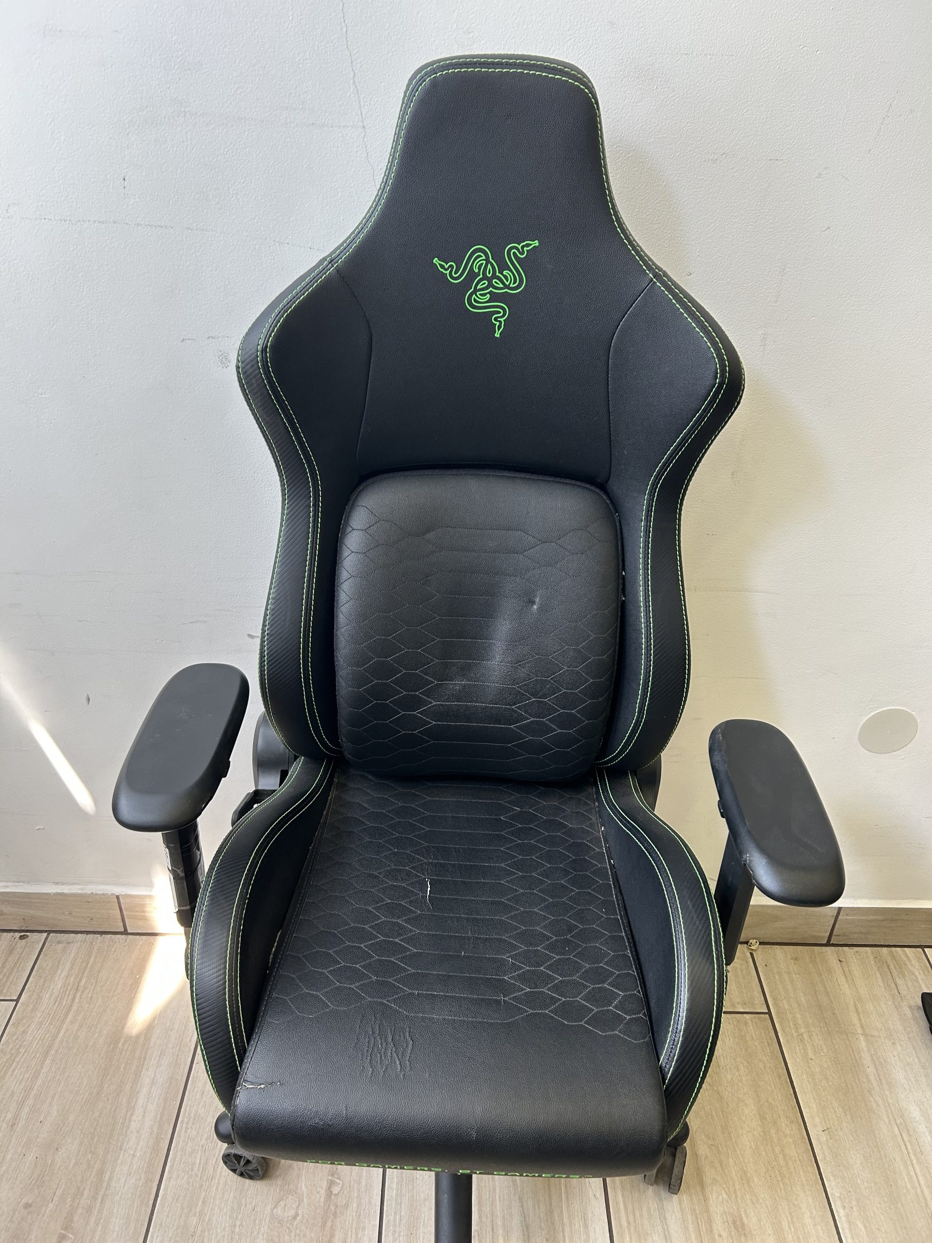 Razer Iskur Gaming szék, zöld, kiemelt kép
