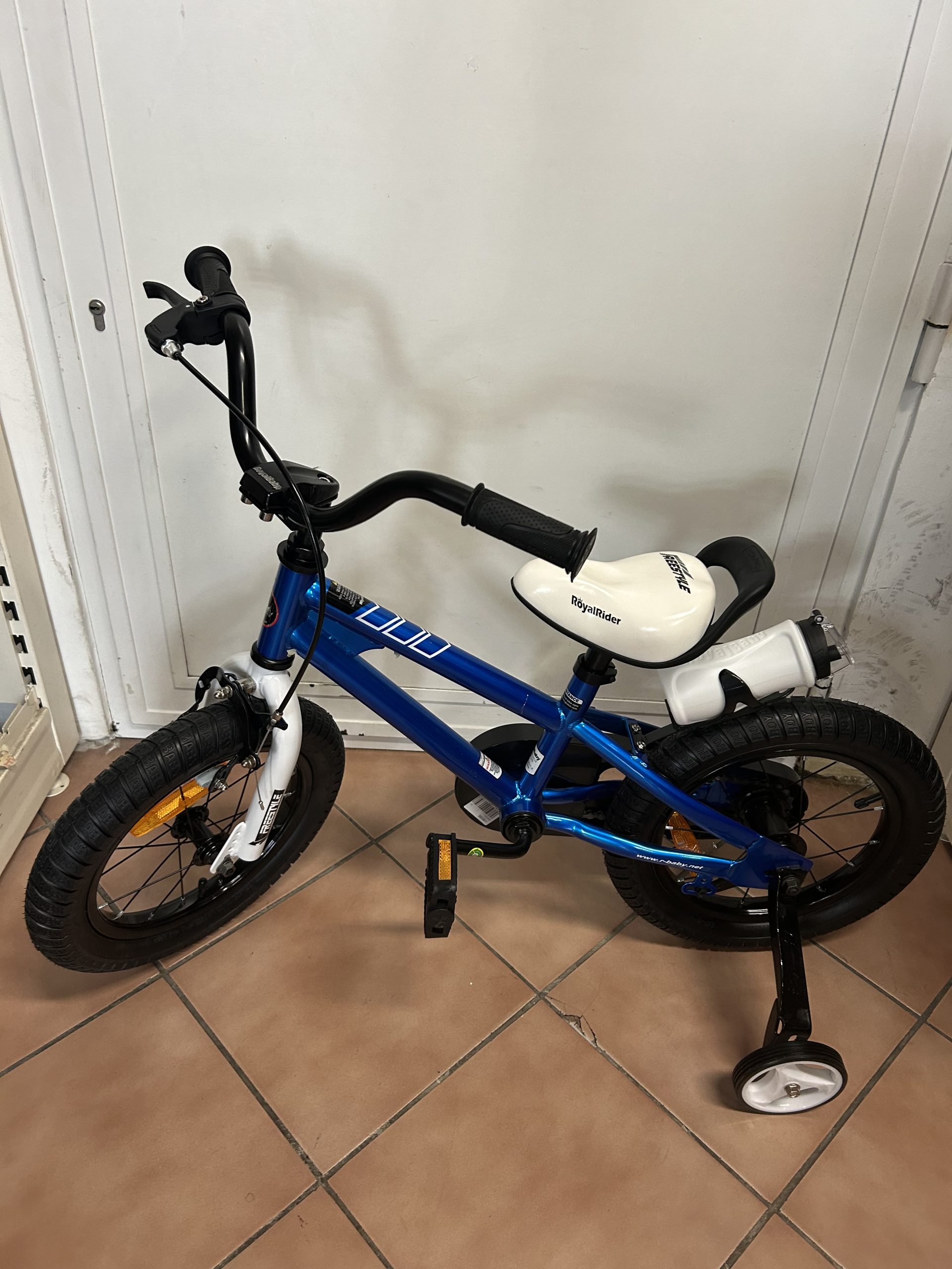 Új 14" minőségi aluvázas gyerek bicikli, kiemelt kép
