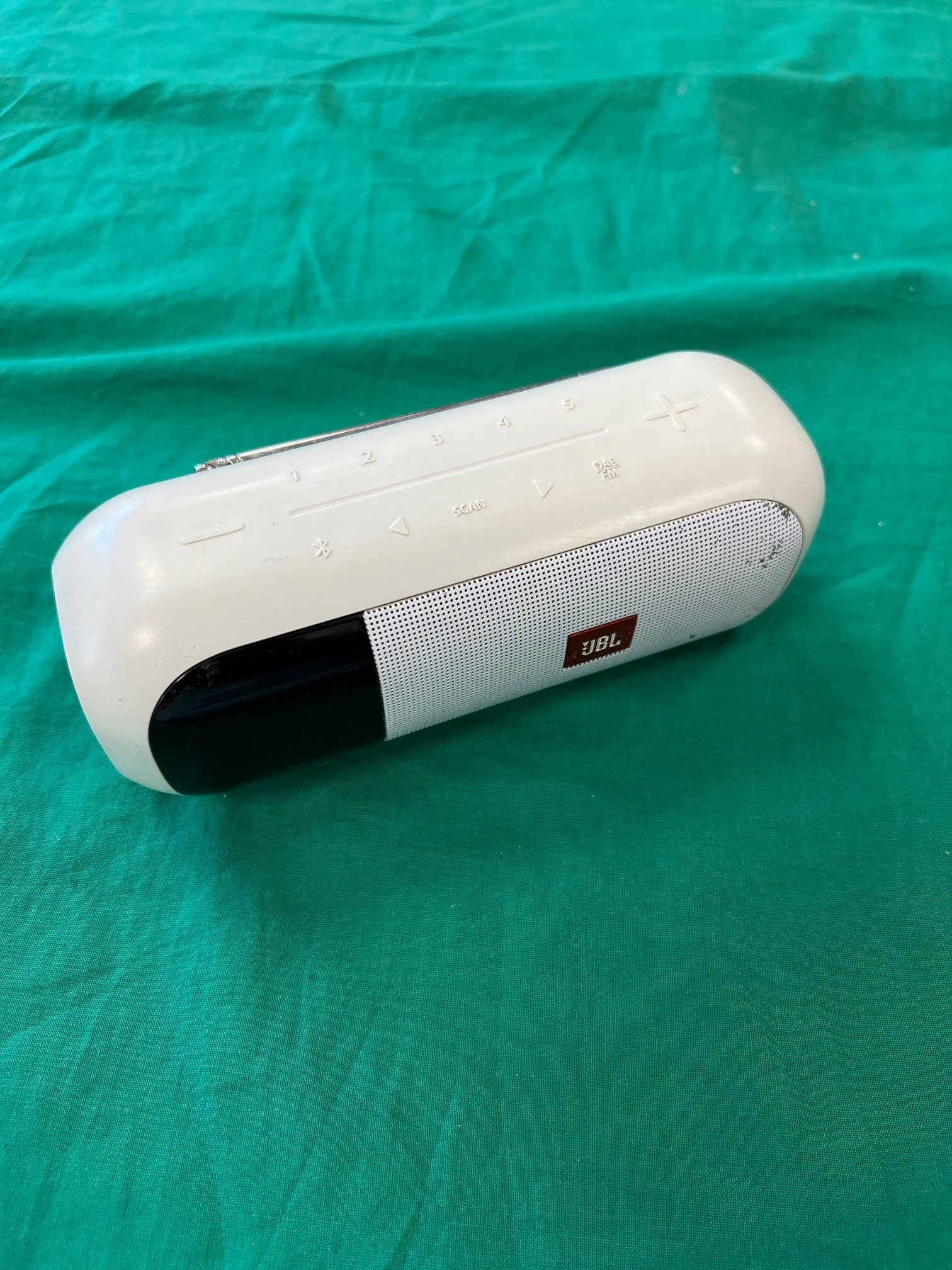 JBL TUNER2 Bluetooth rádió, Fehér, kiemelt kép